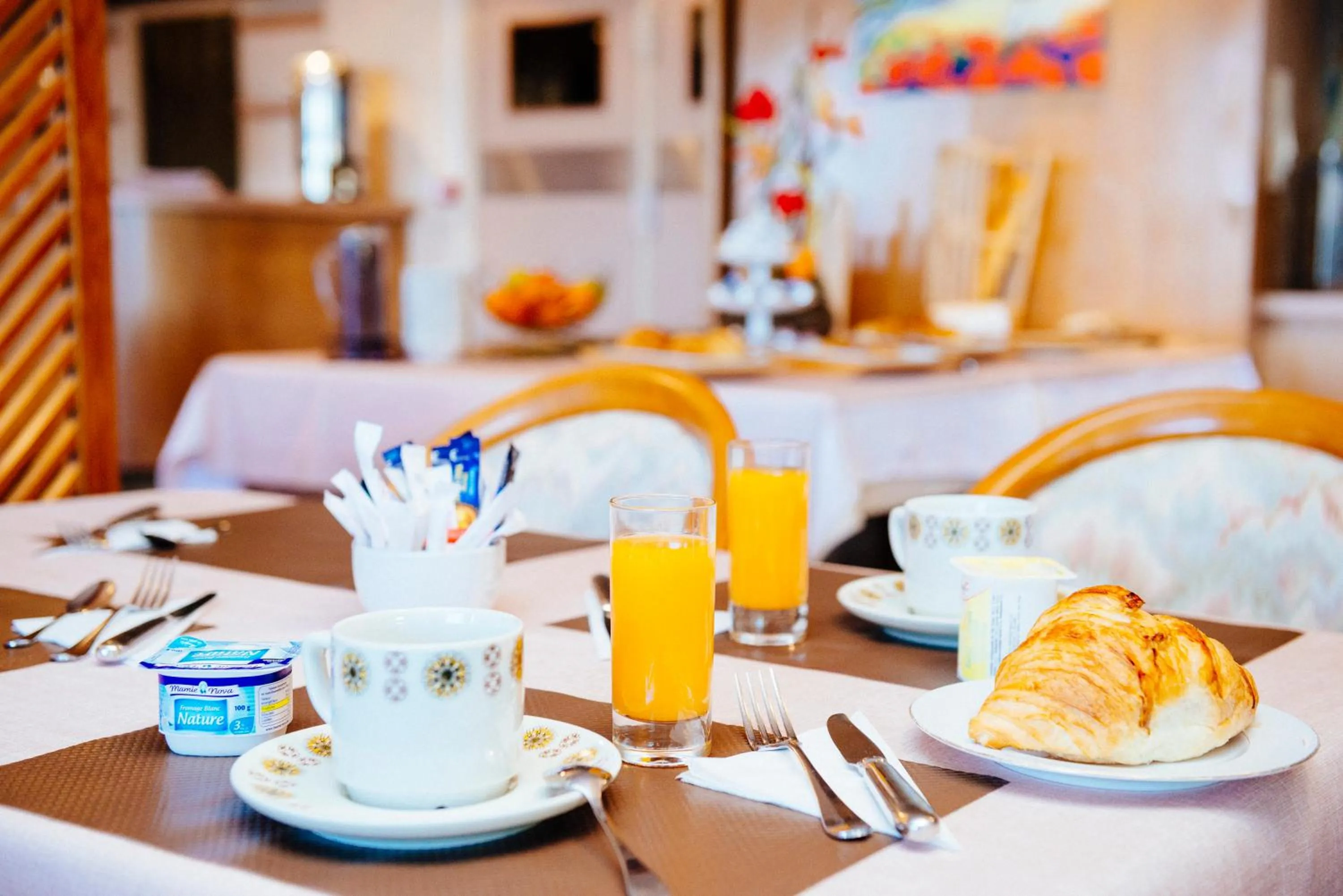 Breakfast in Plage des Pins