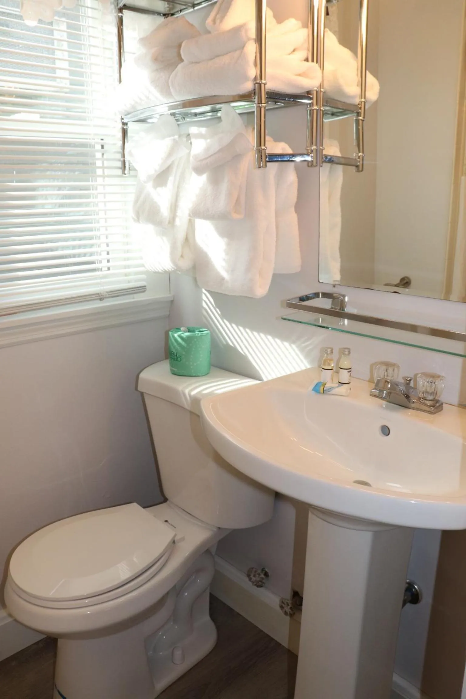 Bathroom in The Heritage of Lake George