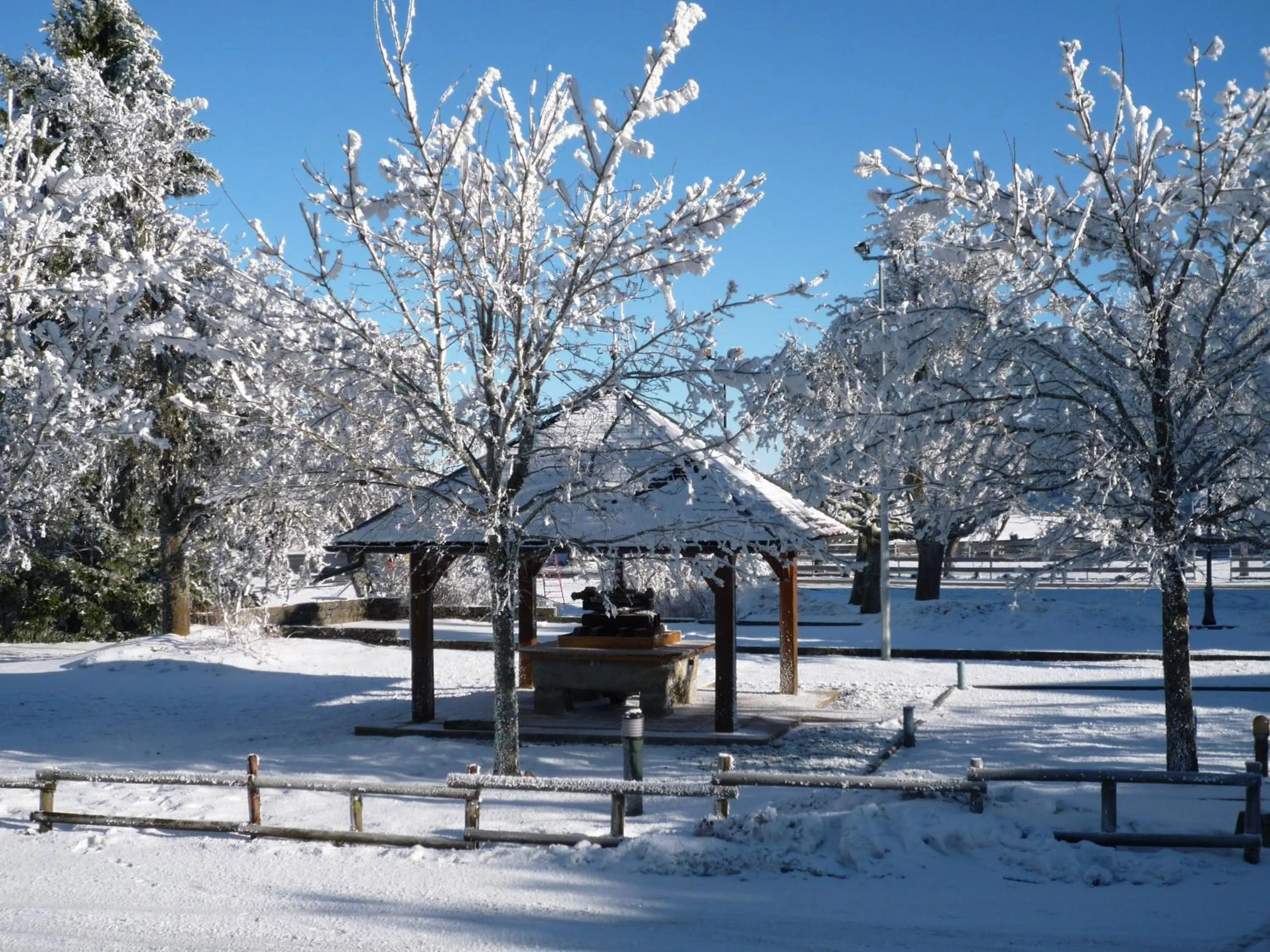 Winter in The Originals City, Hôtel Rey du Mont Sion, Saint-Julien-en-Genevois Sud