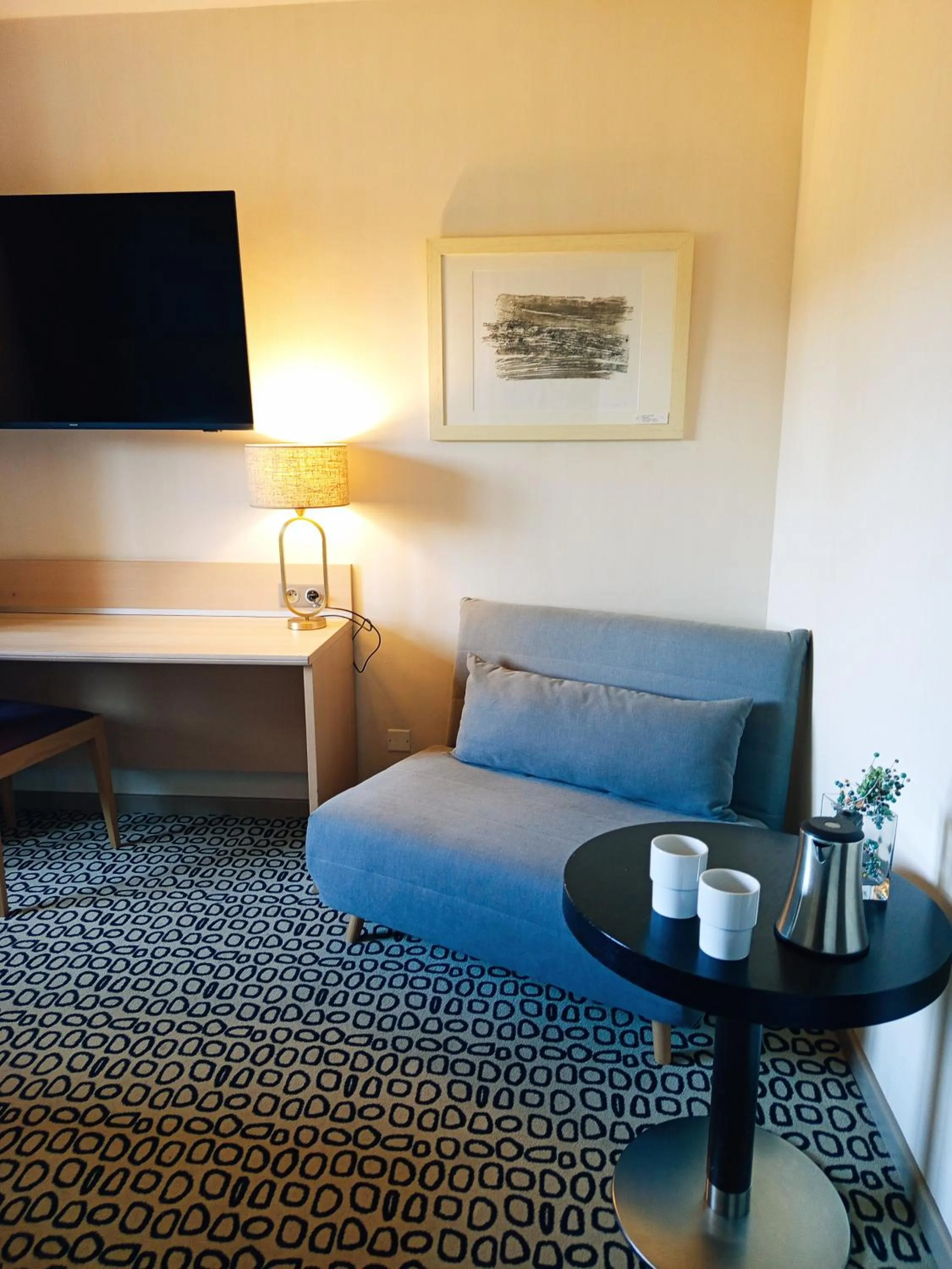 Seating area in The Originals City, Hôtel Rey du Mont Sion, Saint-Julien-en-Genevois Sud