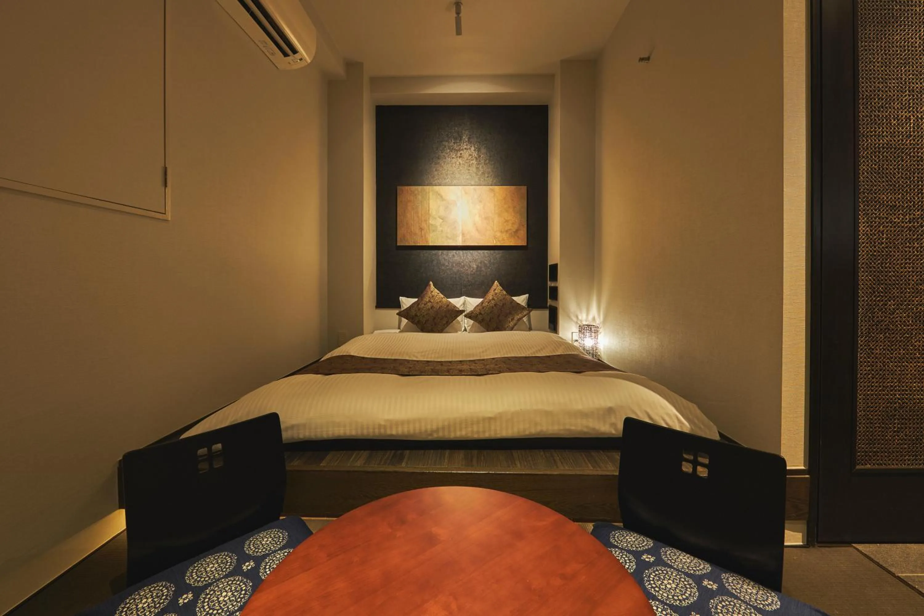 Bed in SAKE Kura Hotel 川崎宿