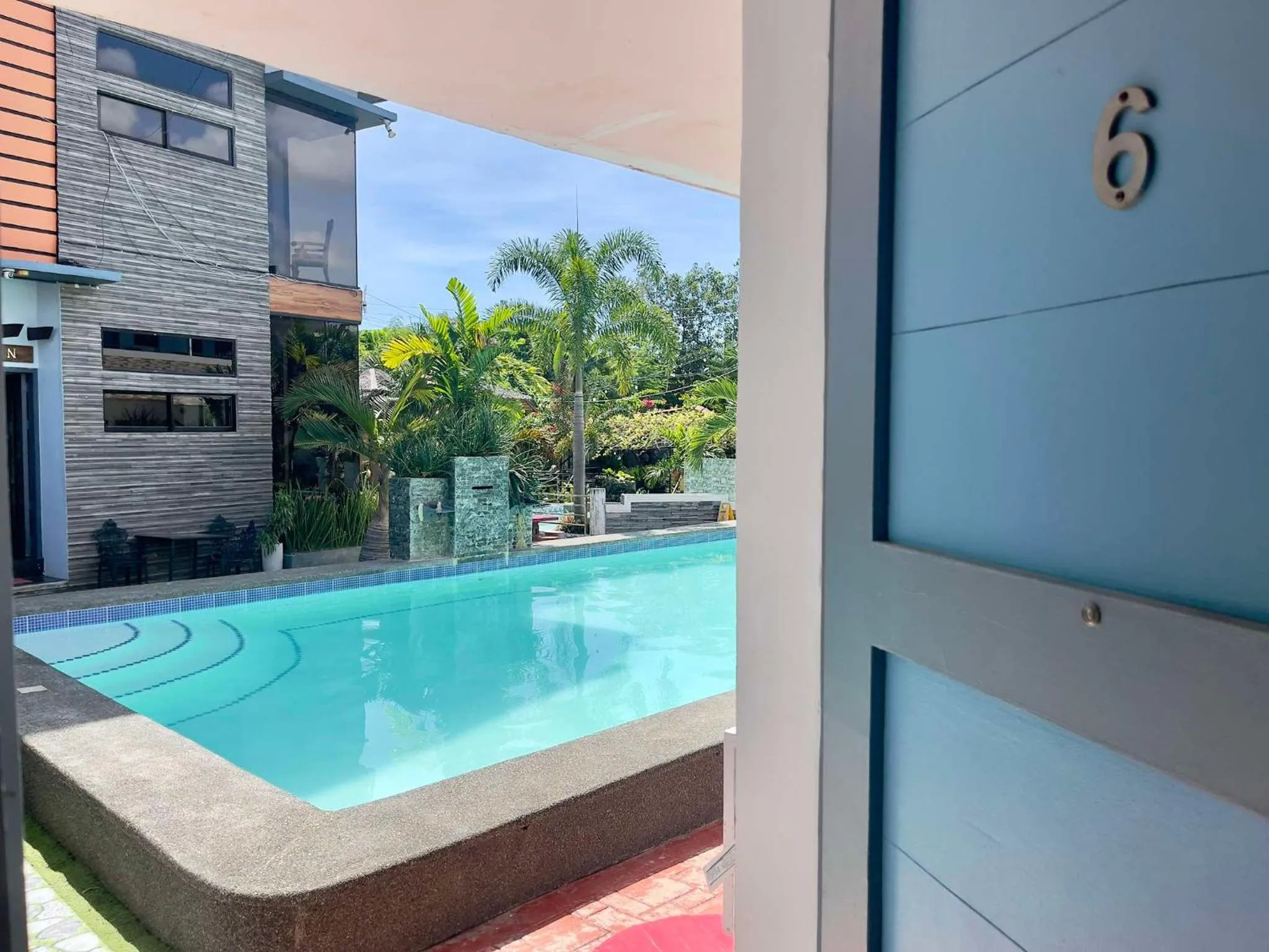 Property building in Little Rock Cebu