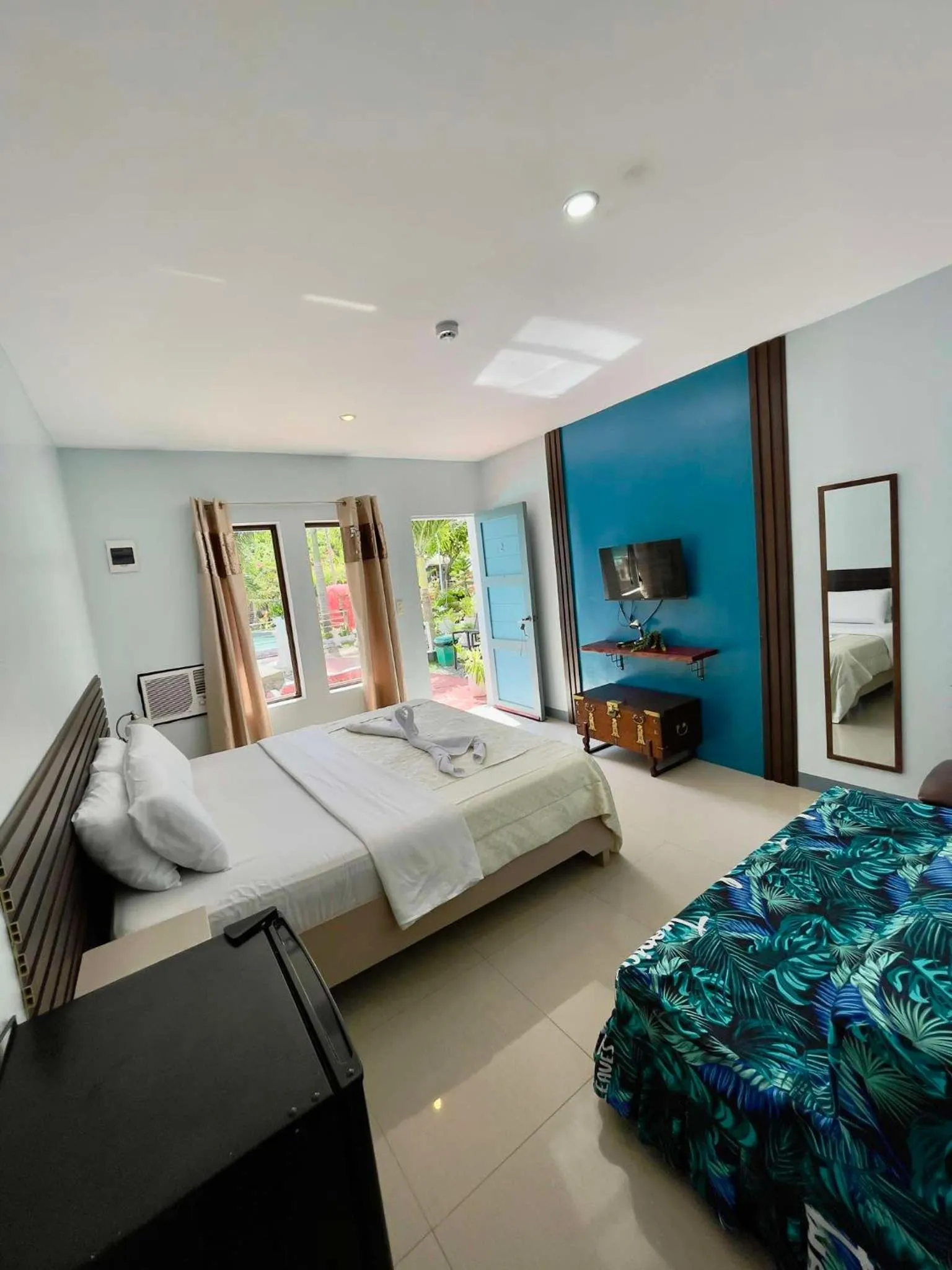 Bed in Little Rock Cebu