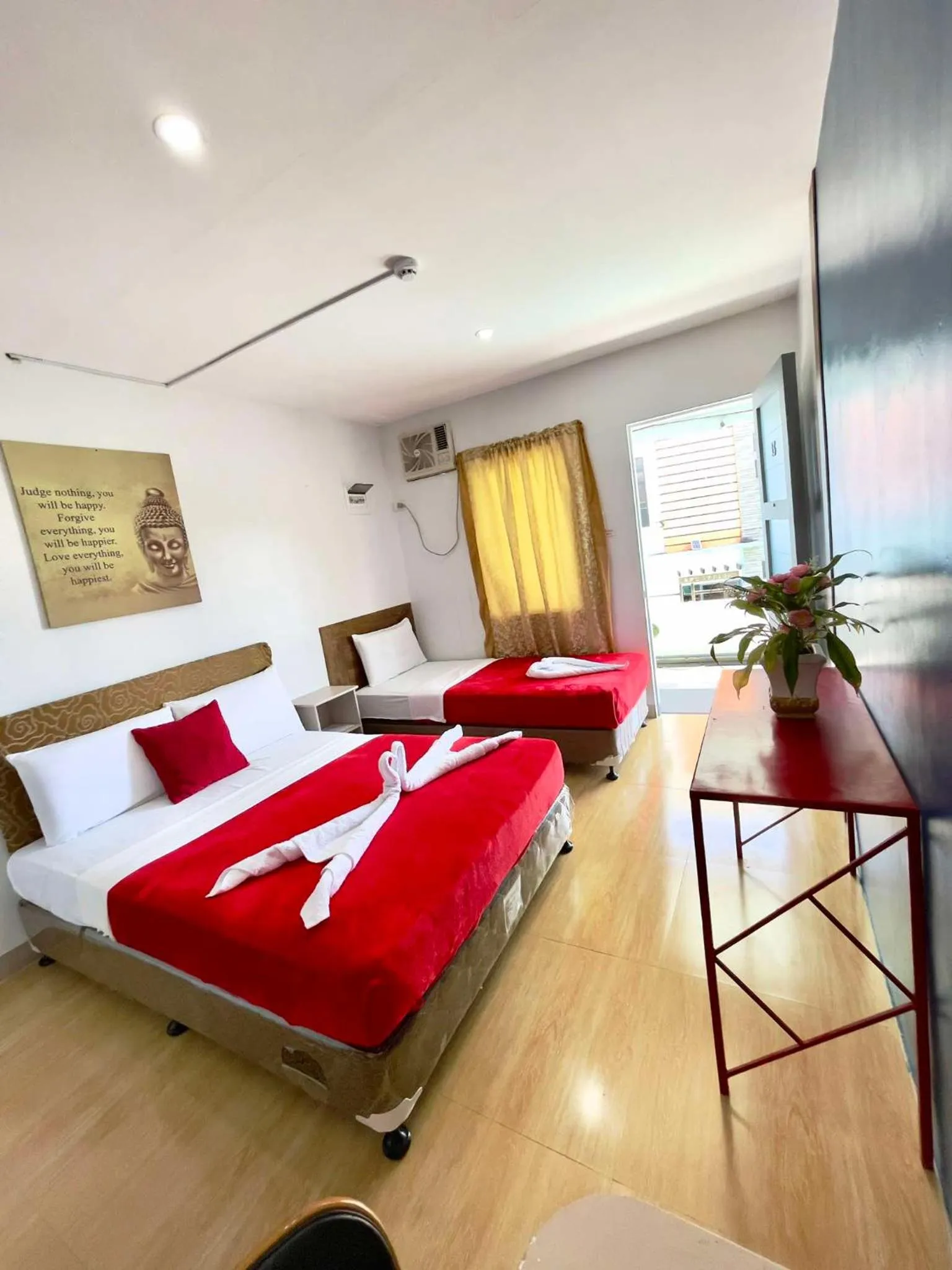 Bed in Little Rock Cebu