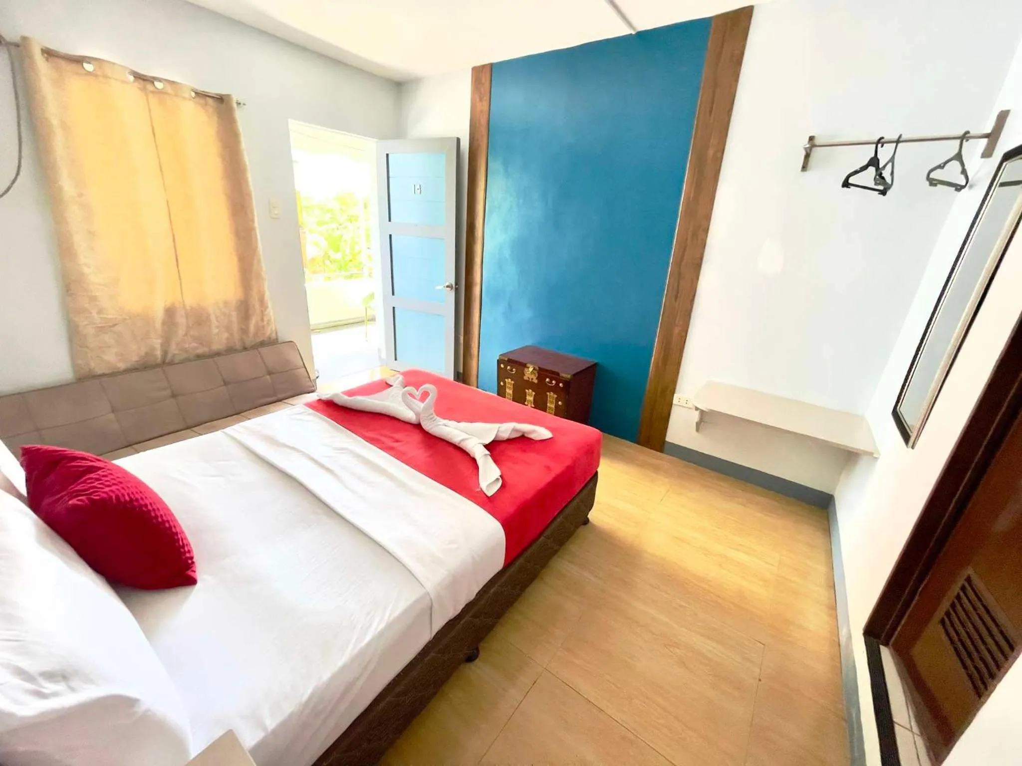 Bed in Little Rock Cebu