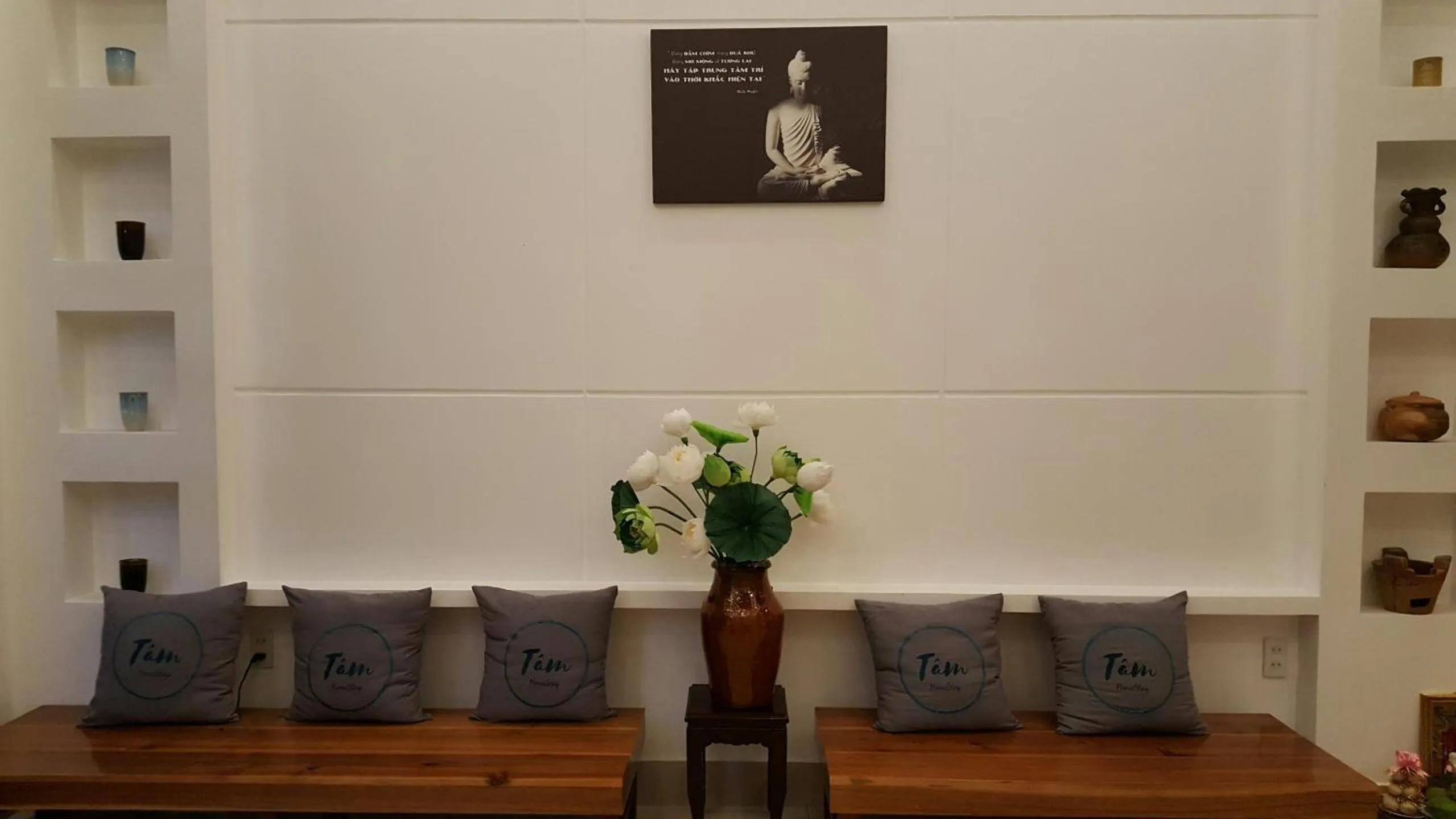 Living room in Tâm Homestay