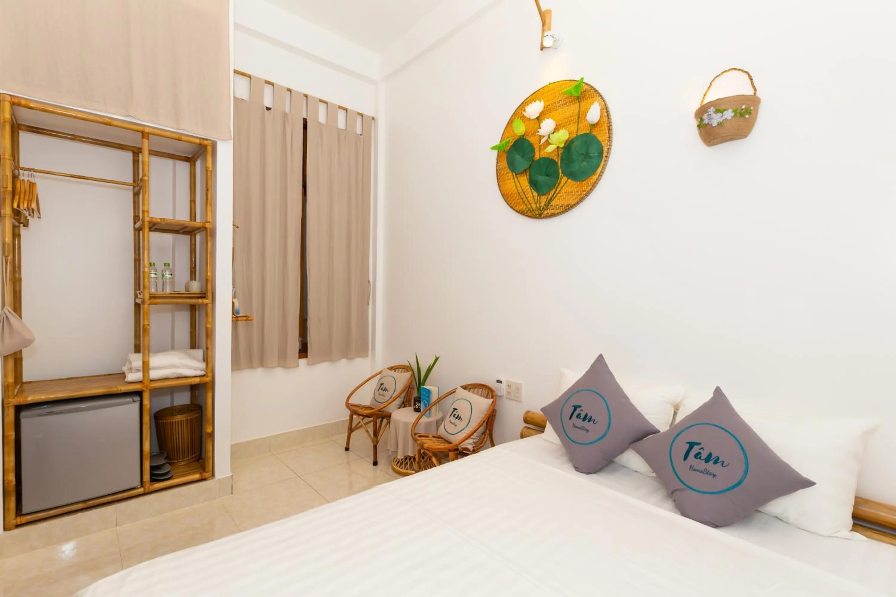 Living room, Bed in Tâm Homestay