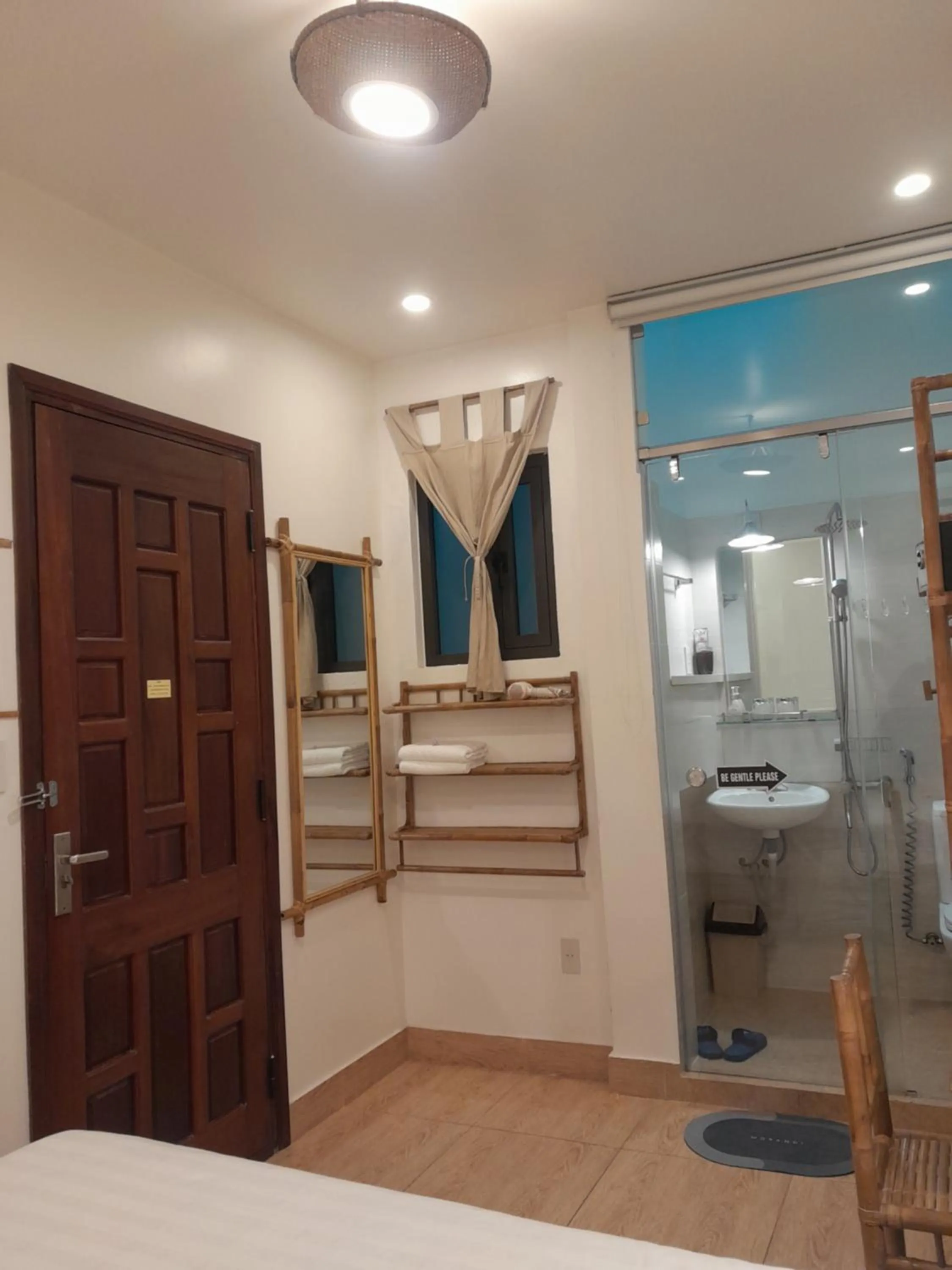 Bathroom, Bed in Tâm Homestay