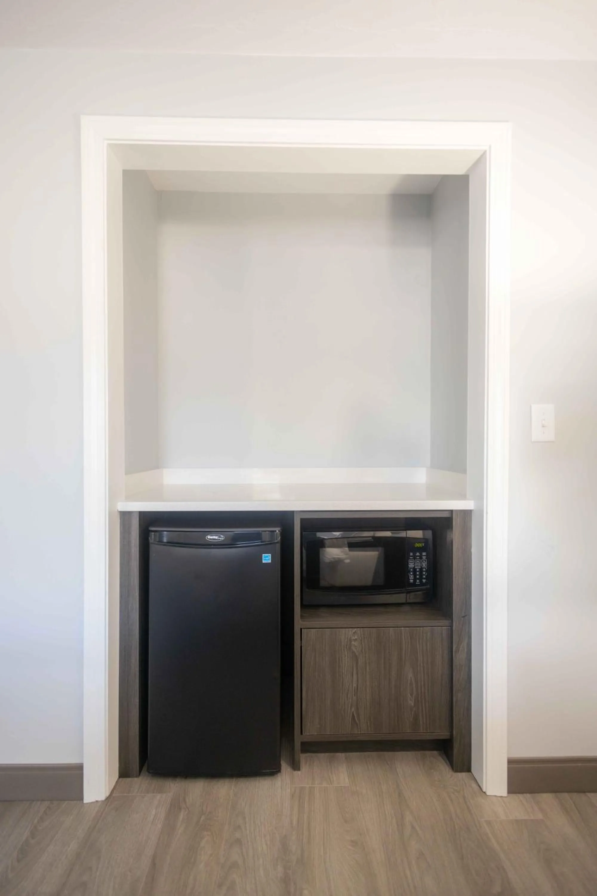 minibar in Westborough Inn