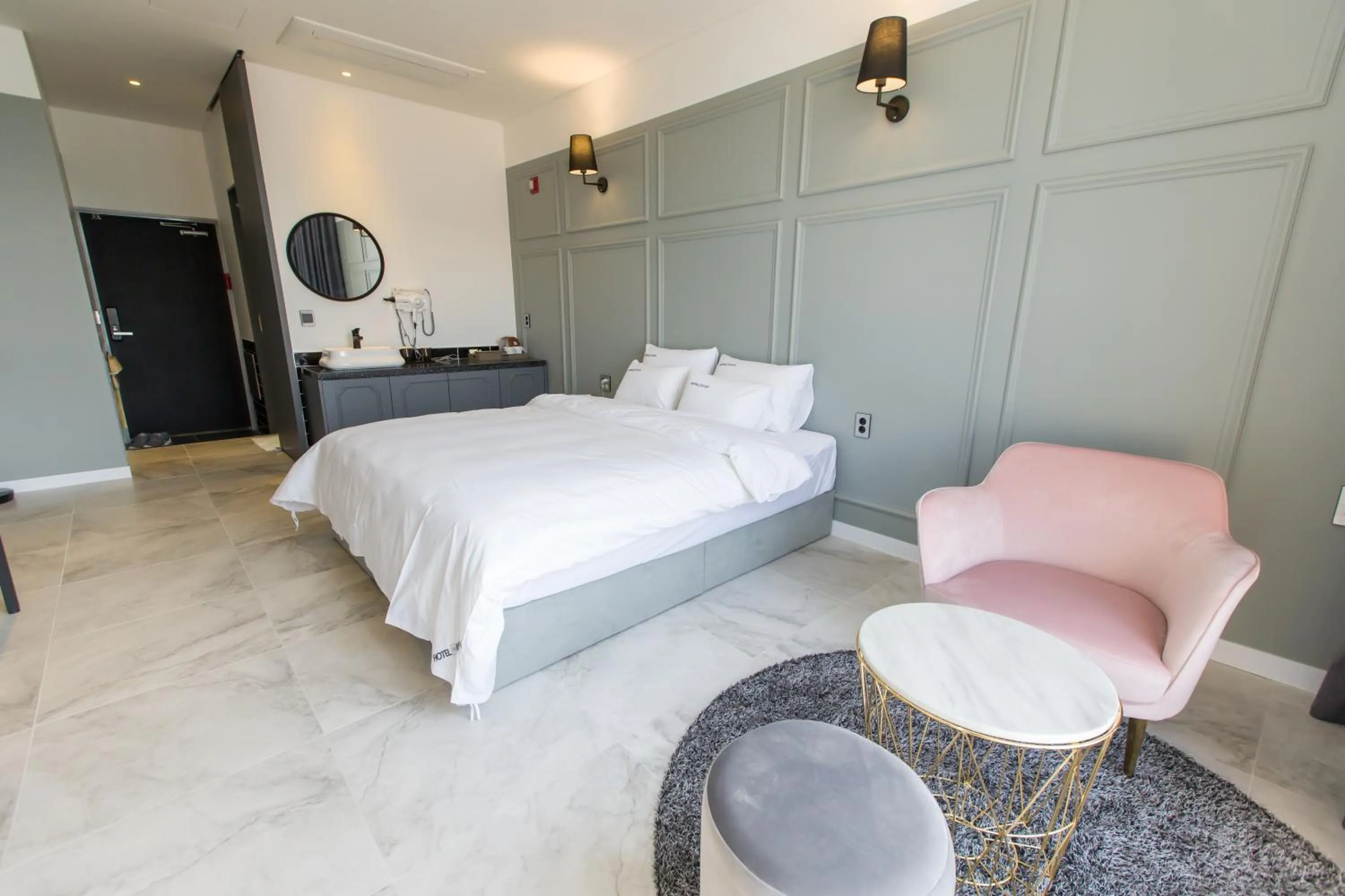 Bed in Hotel Raum Suncheon