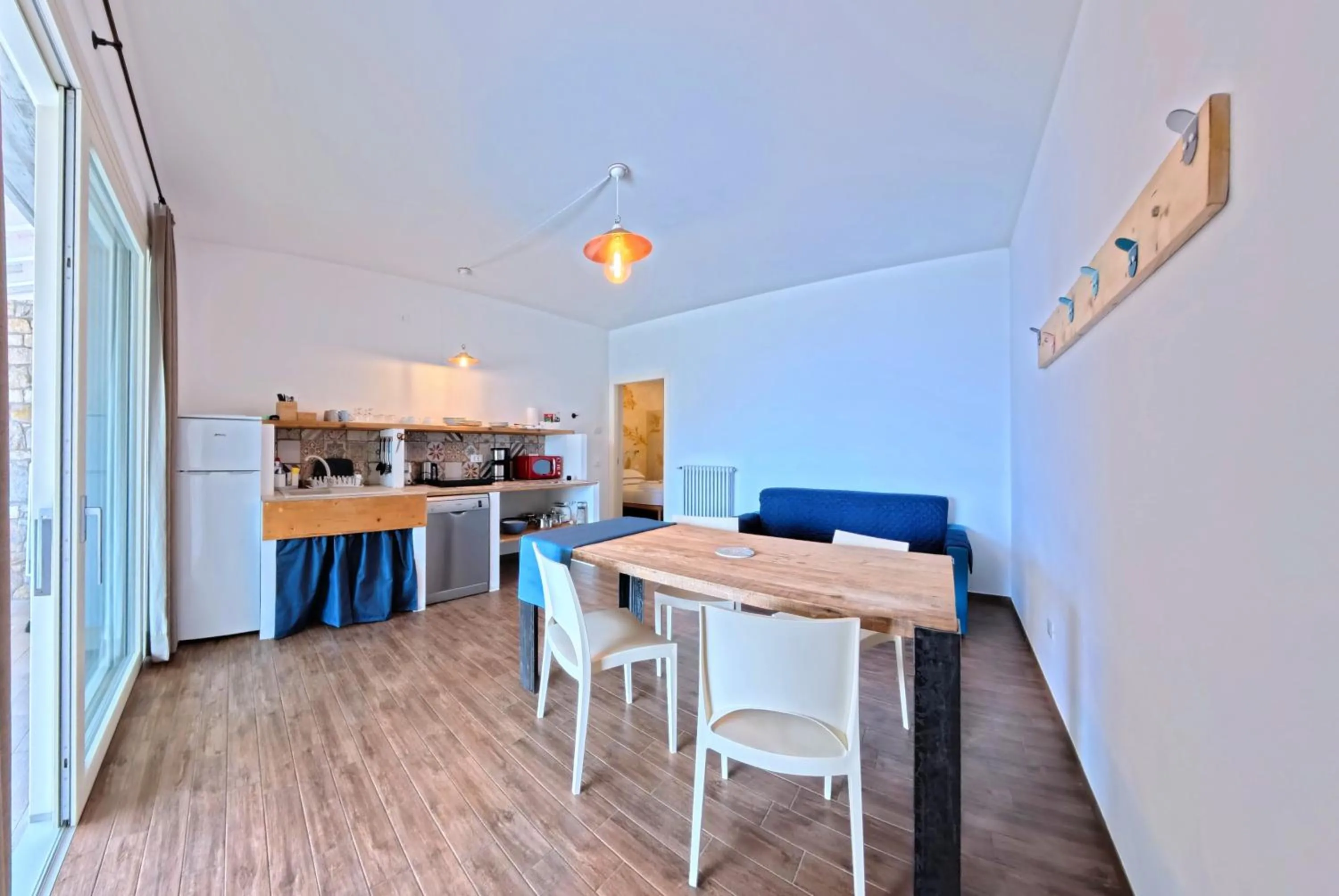 Dining area in Oasi Da Vinci Apartments Lake Garda View