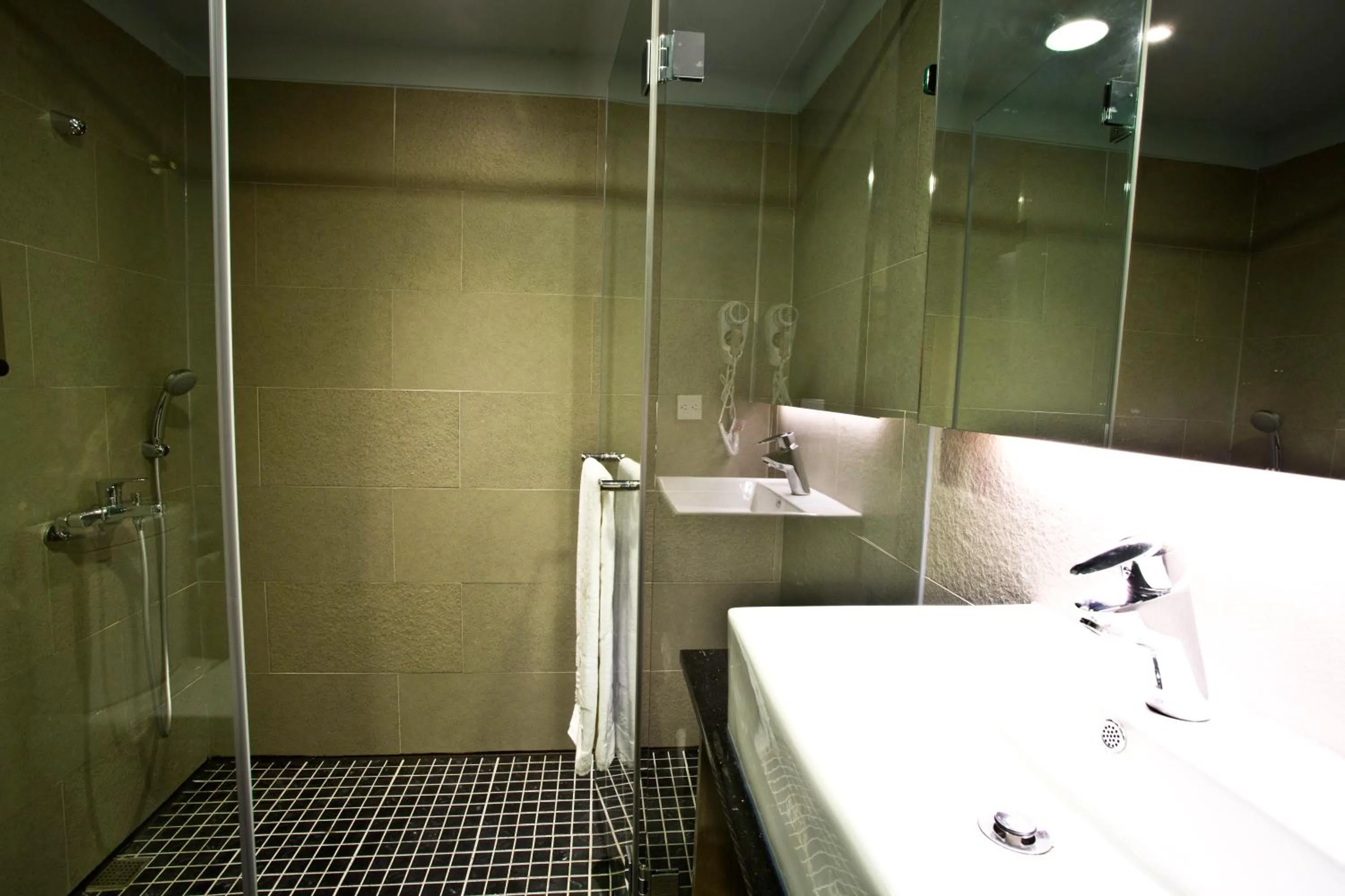 Bathroom in Fine Hotel