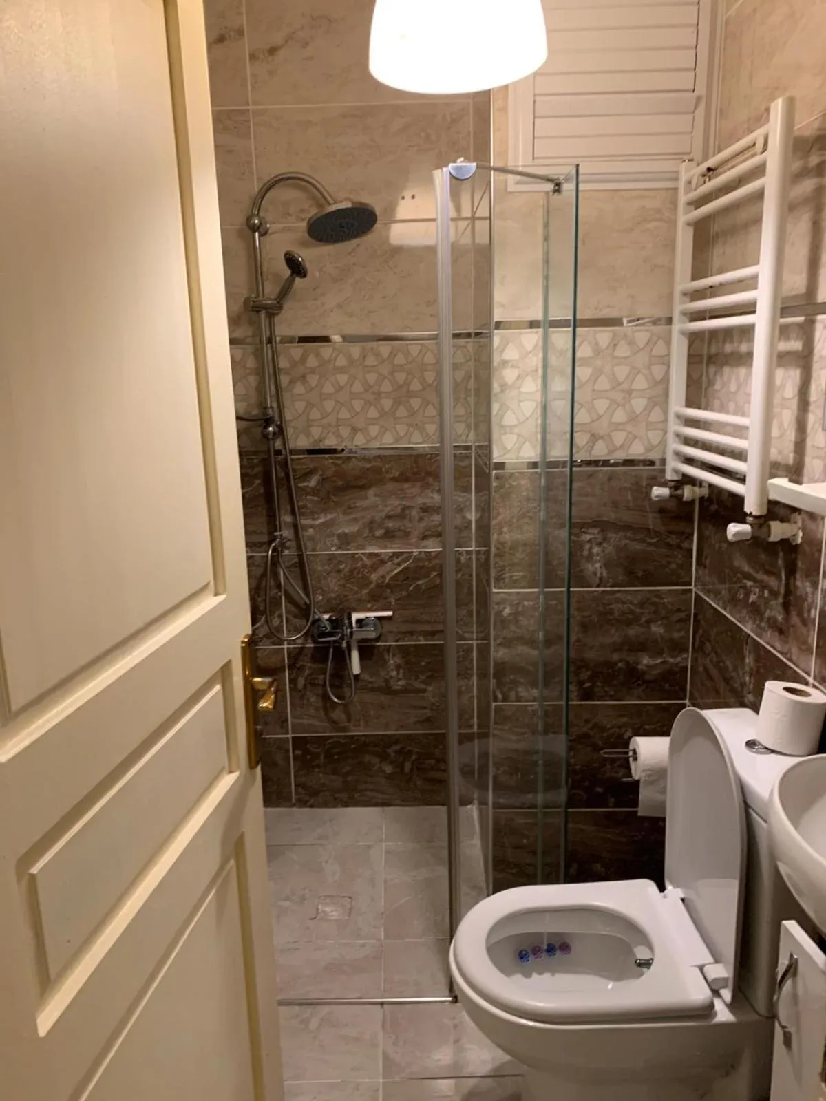 Bathroom in La bella hotel