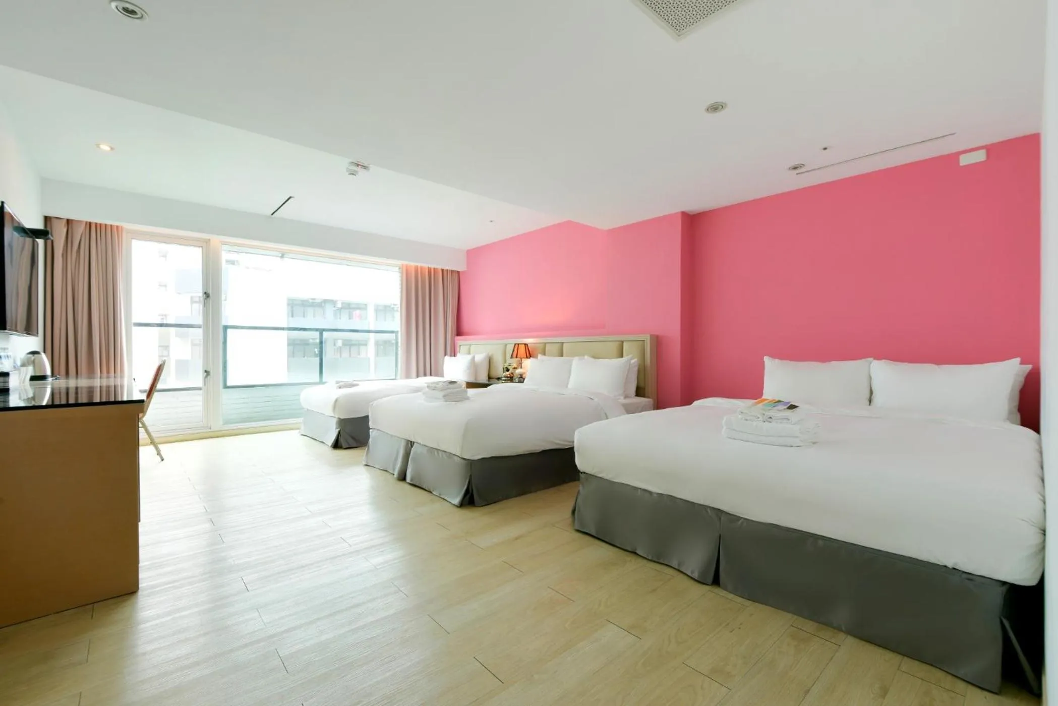 Bed in Hotel Champs Elysées