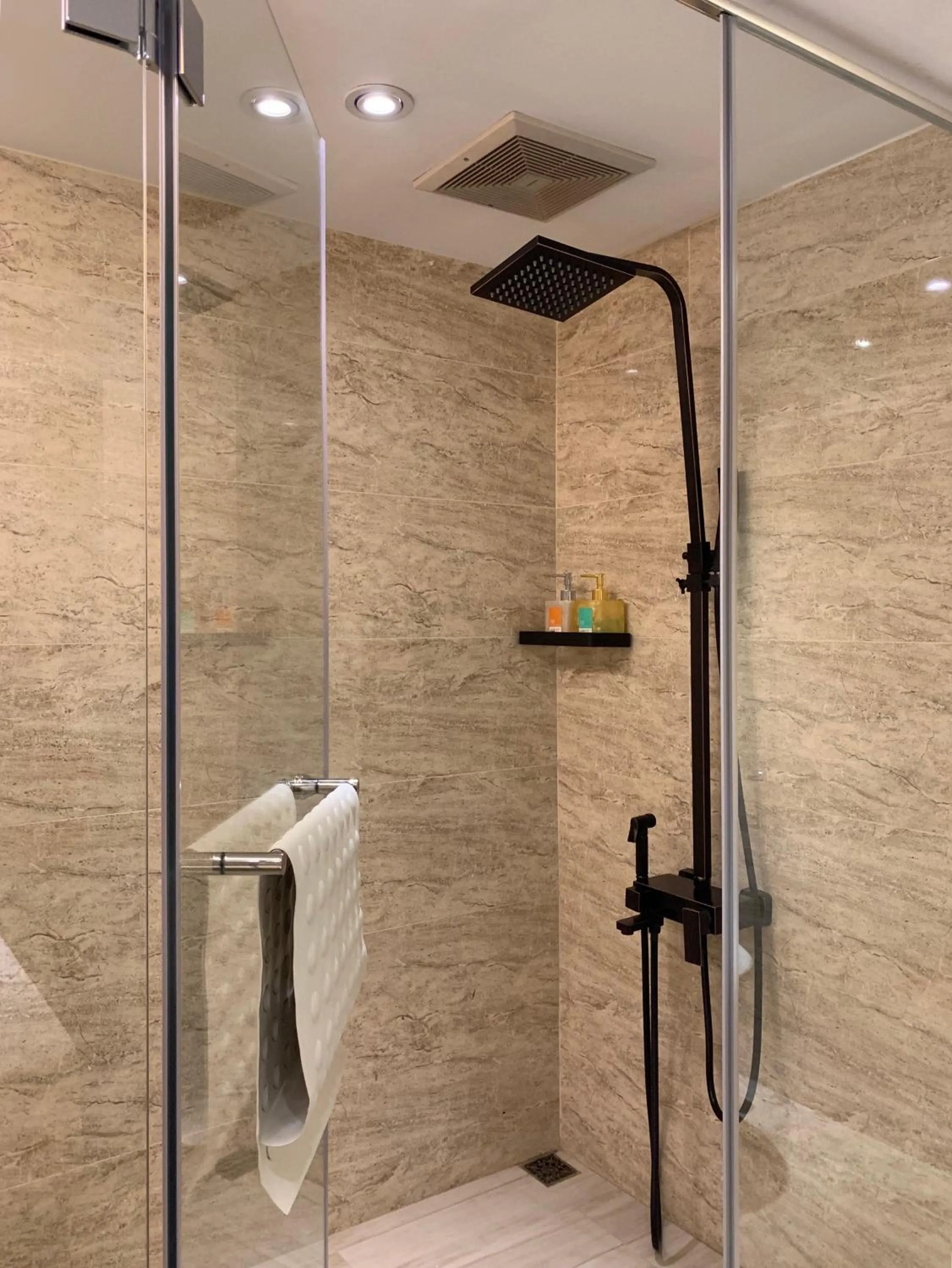 Bathroom in Hotel Champs Elysées