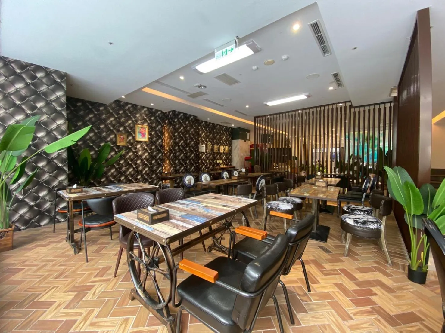 Hotel Champs Elysées