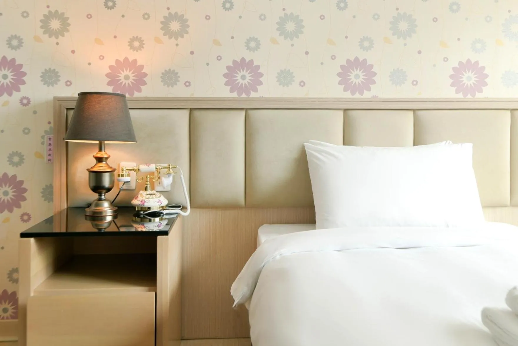 Bed in Hotel Champs Elysées