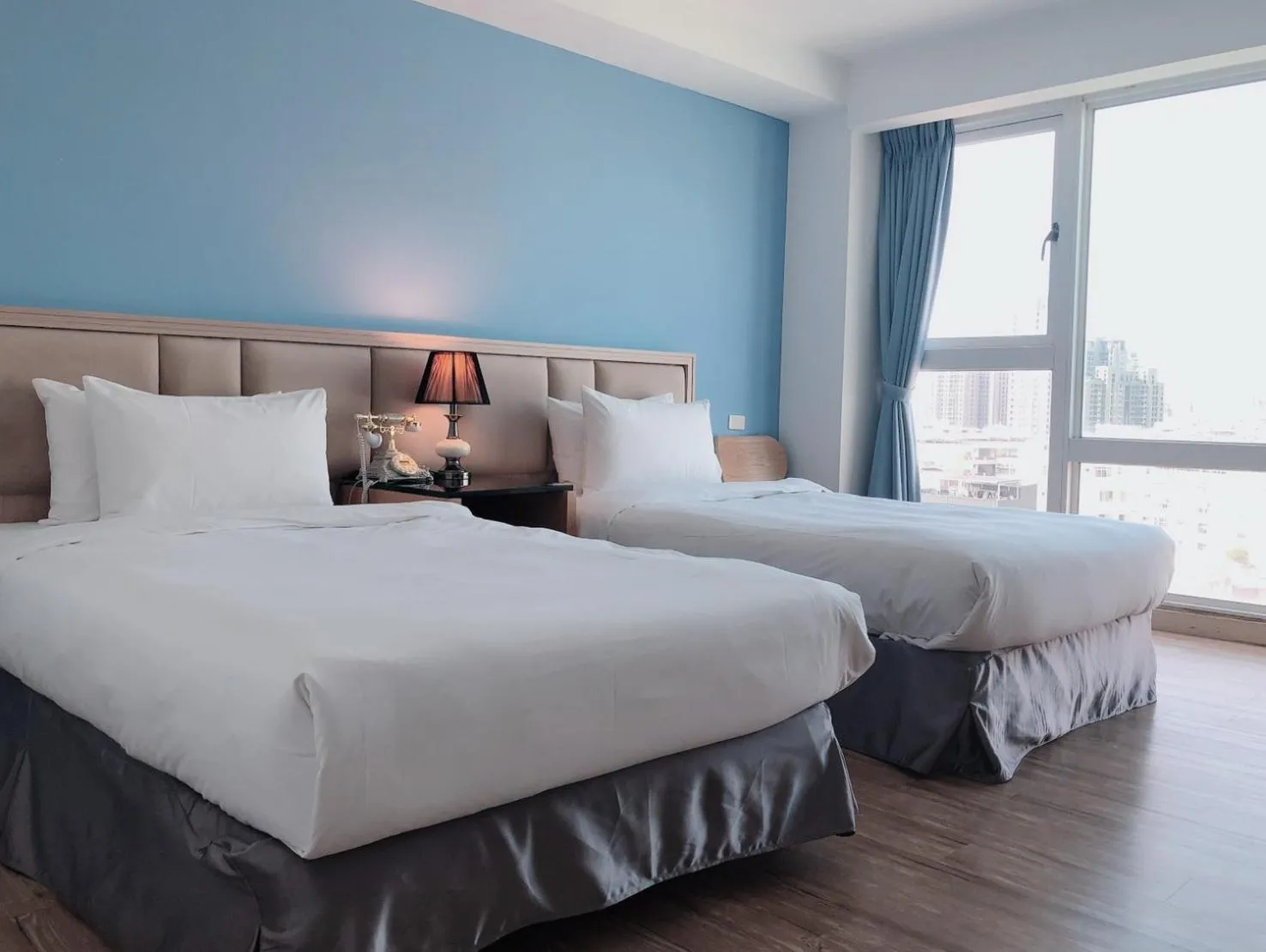 Bed in Hotel Champs Elysées