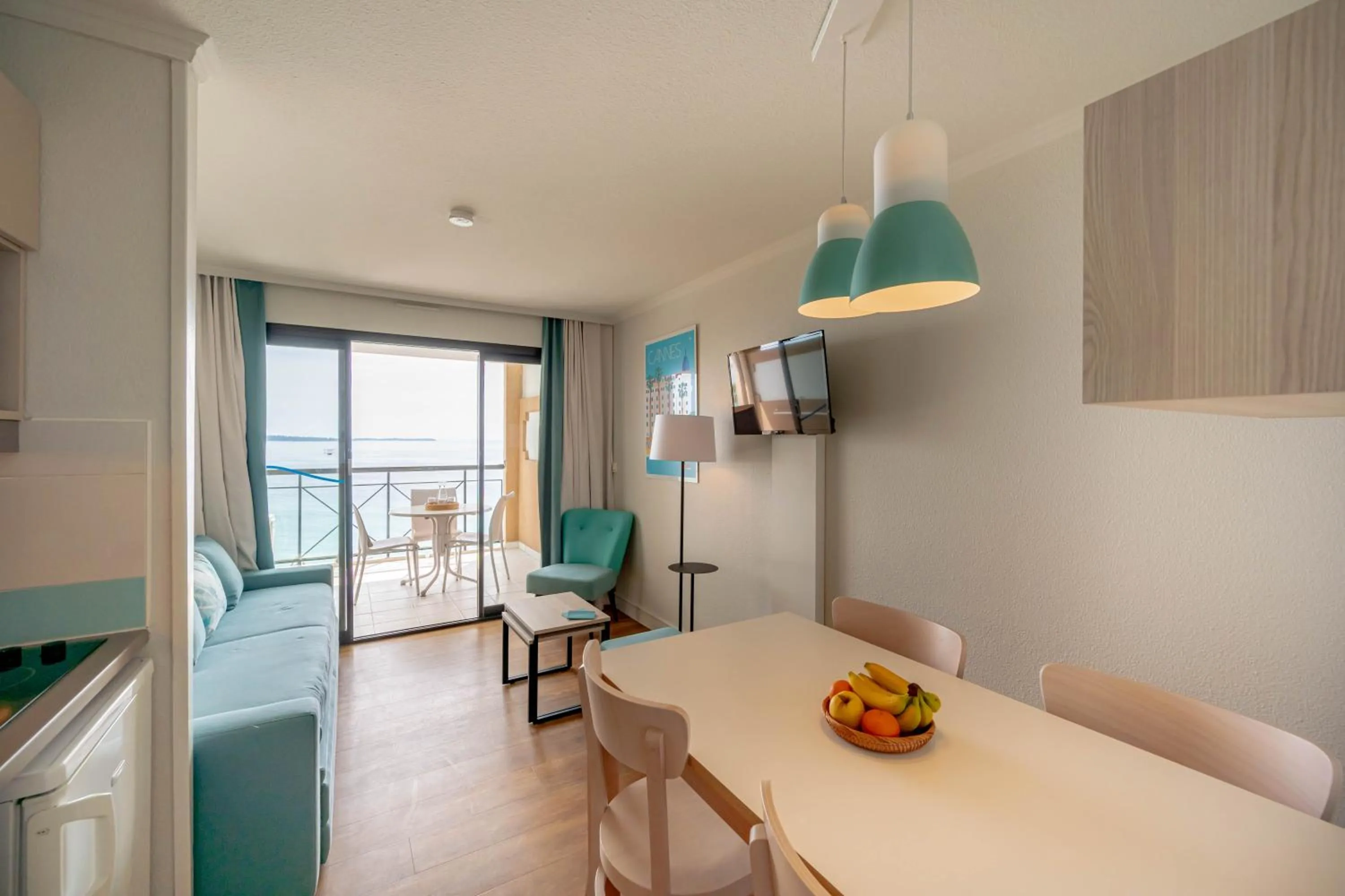 TV and multimedia in Résidence Pierre & Vacances Cannes Verrerie