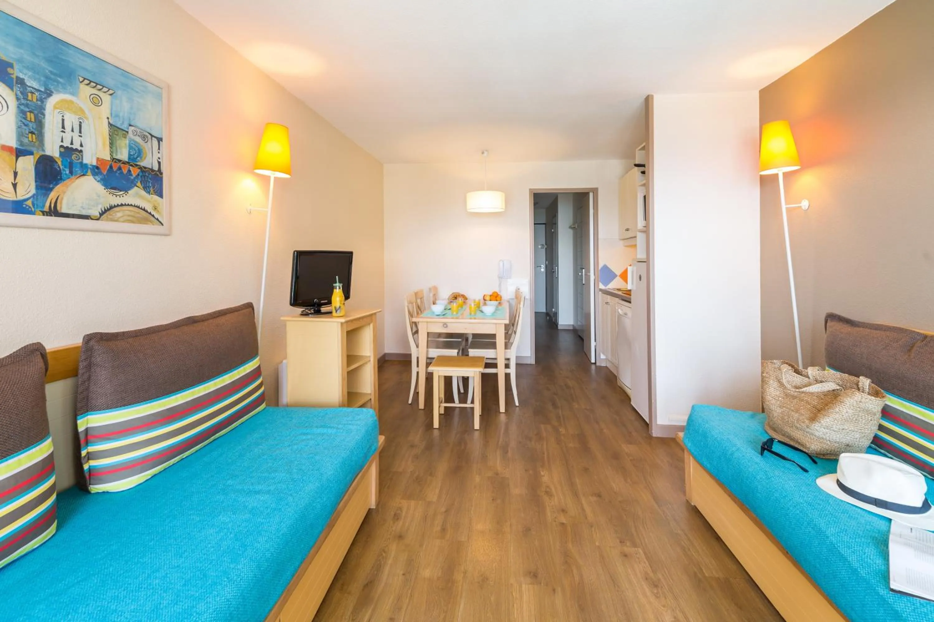 TV and multimedia in Résidence Pierre & Vacances Cannes Verrerie