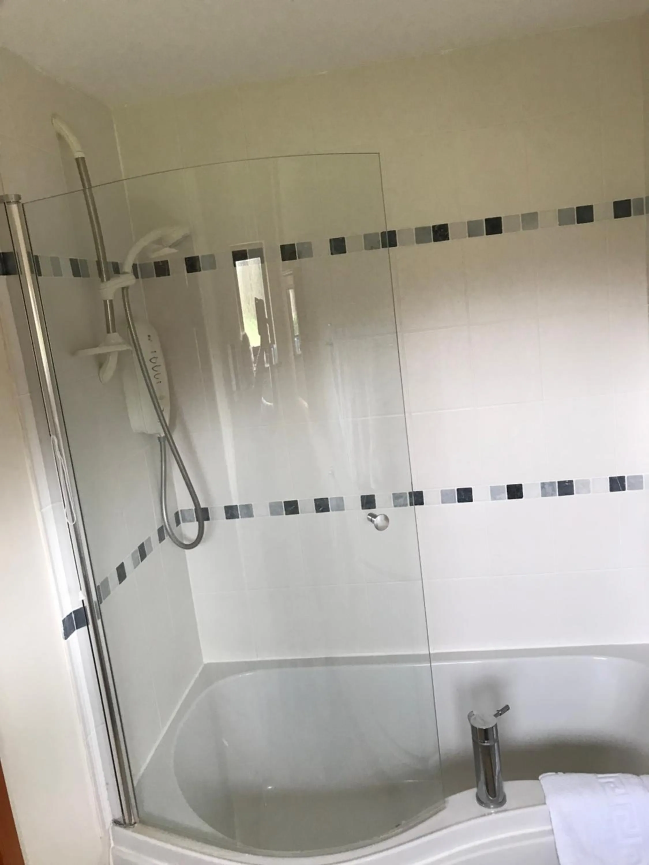 Shower in Meadowview