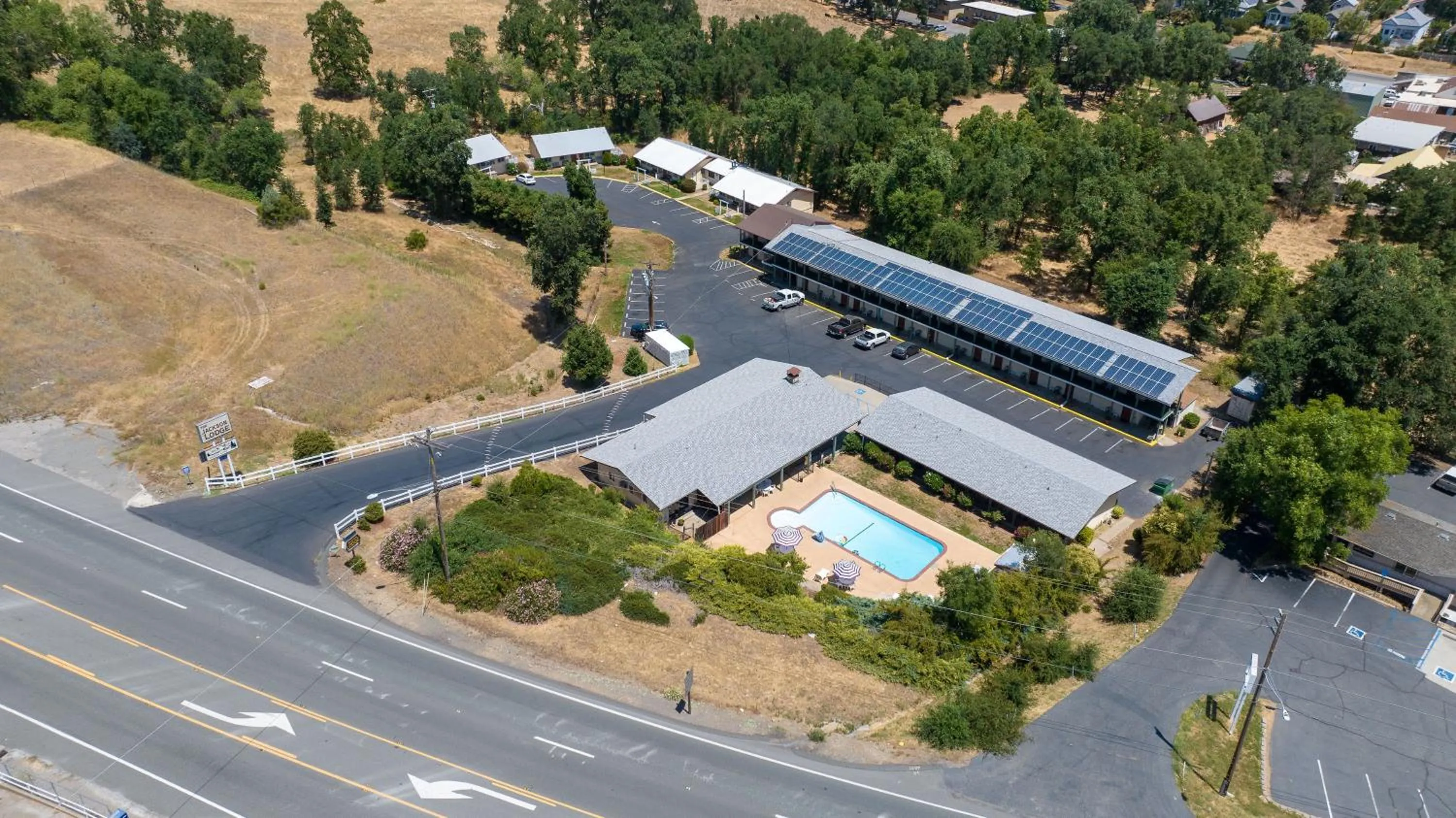 Property building, Bird's-eye View in The Jackson Lodge