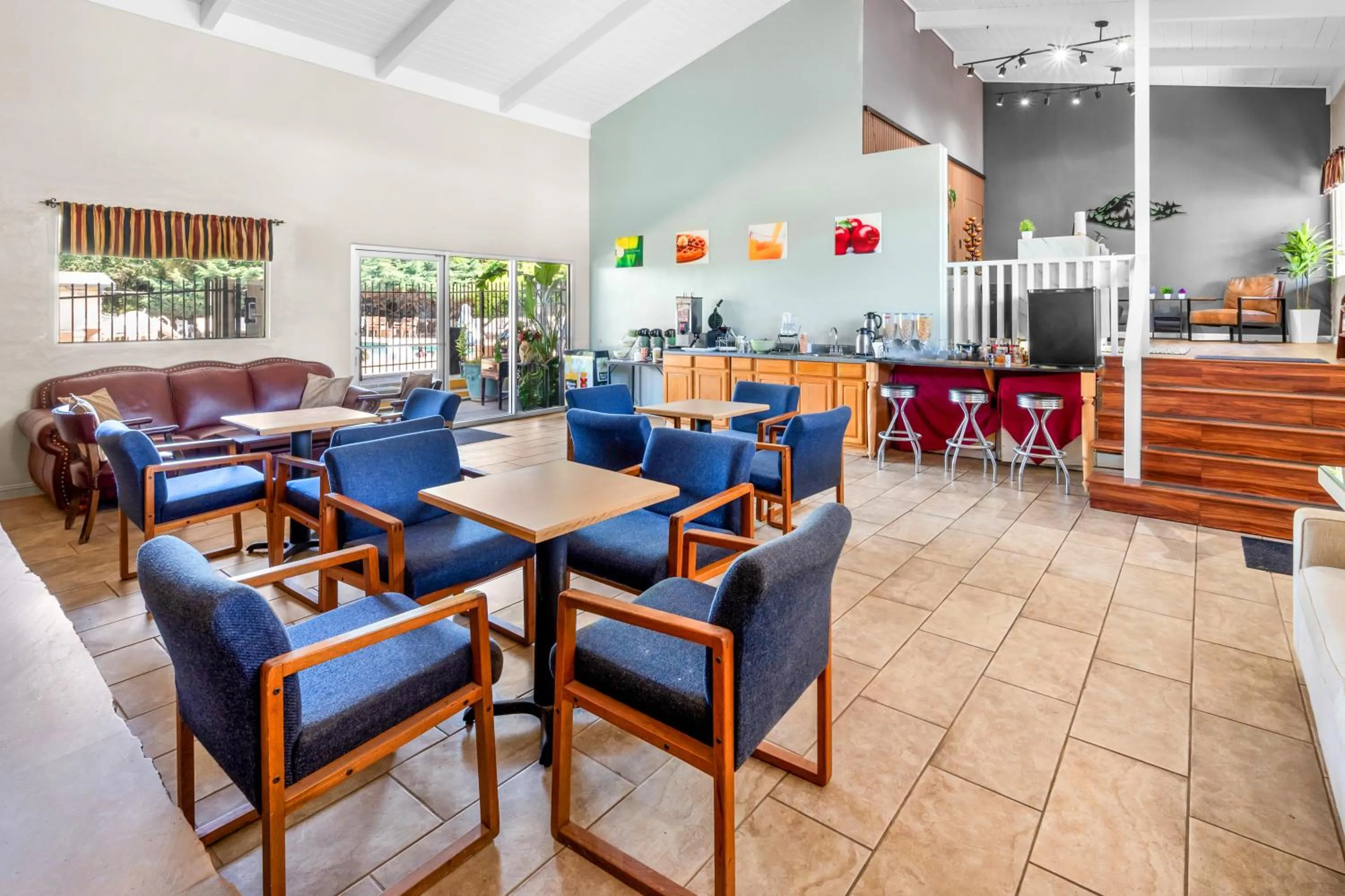 Breakfast, Restaurant/Places to Eat in The Jackson Lodge