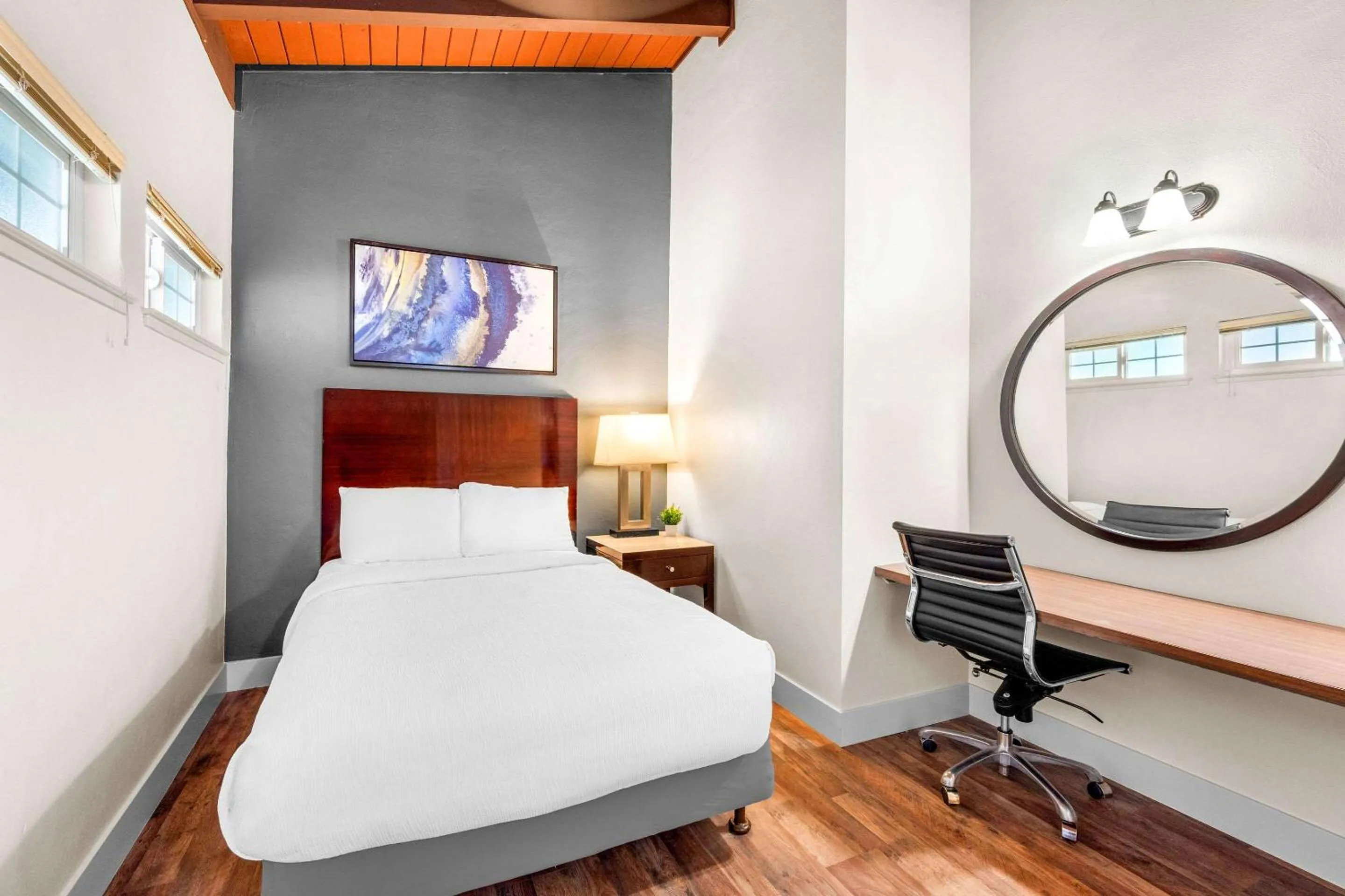 Bedroom, TV/Entertainment Center in The Jackson Lodge