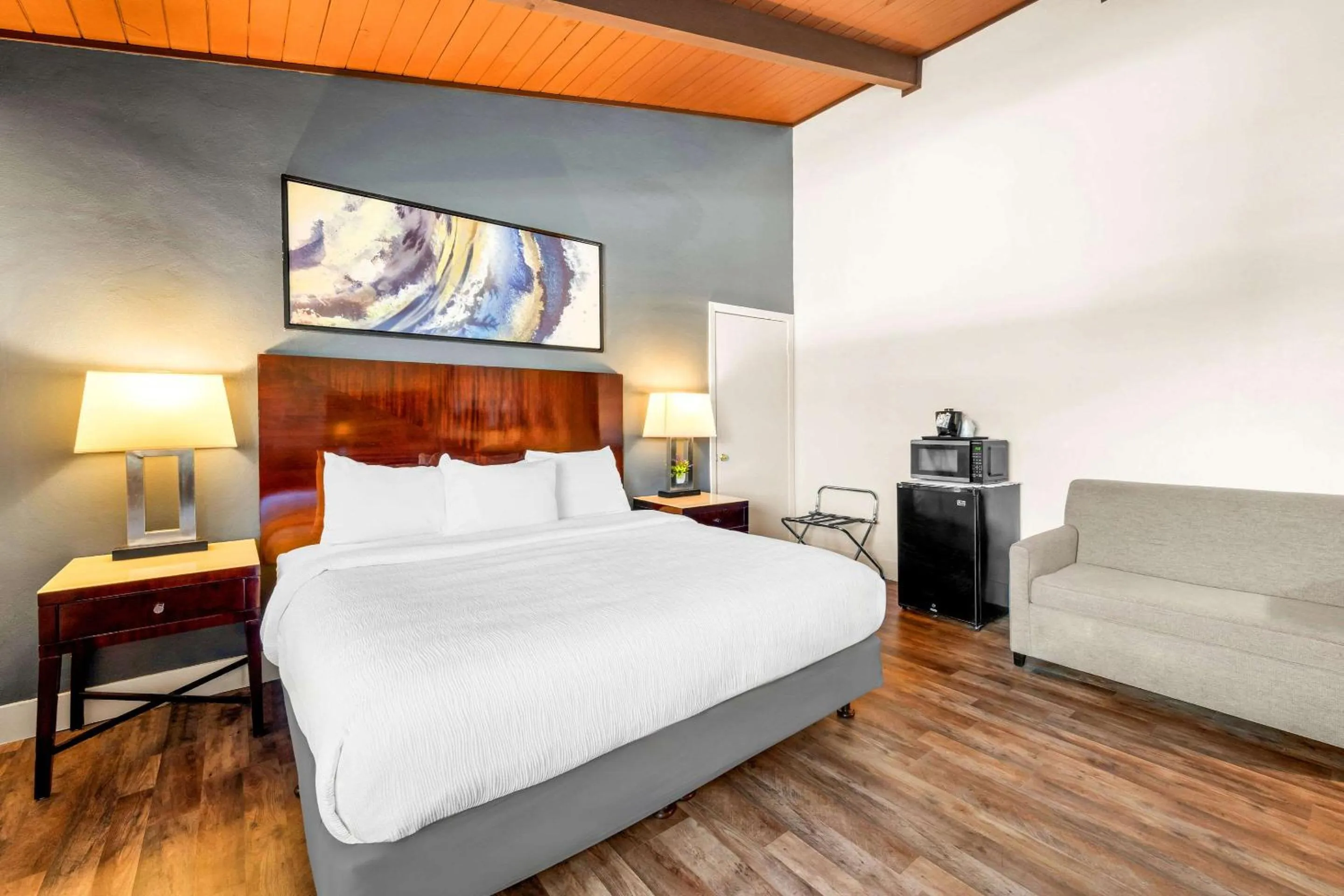 Bedroom in The Jackson Lodge