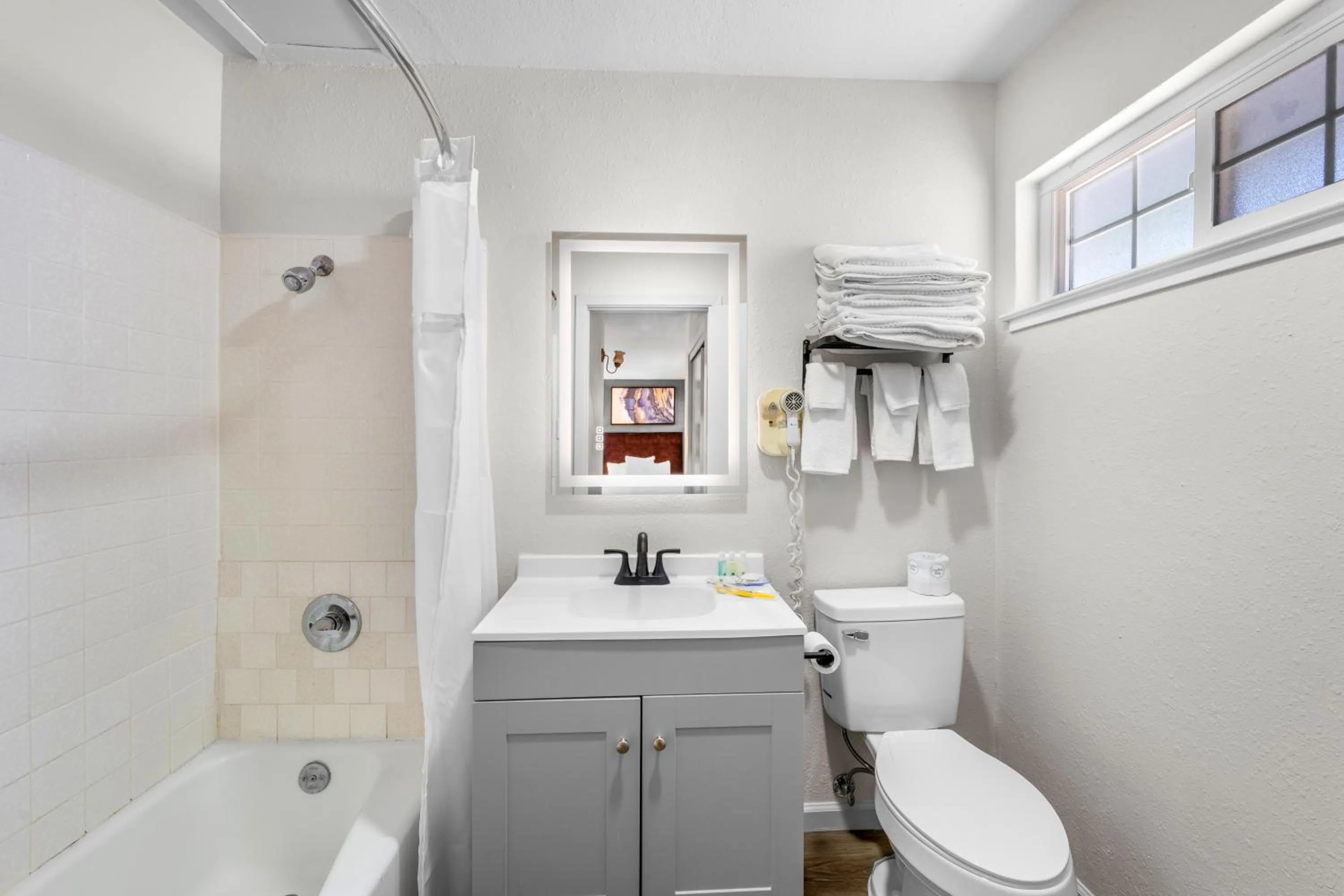 Bathroom in The Jackson Lodge