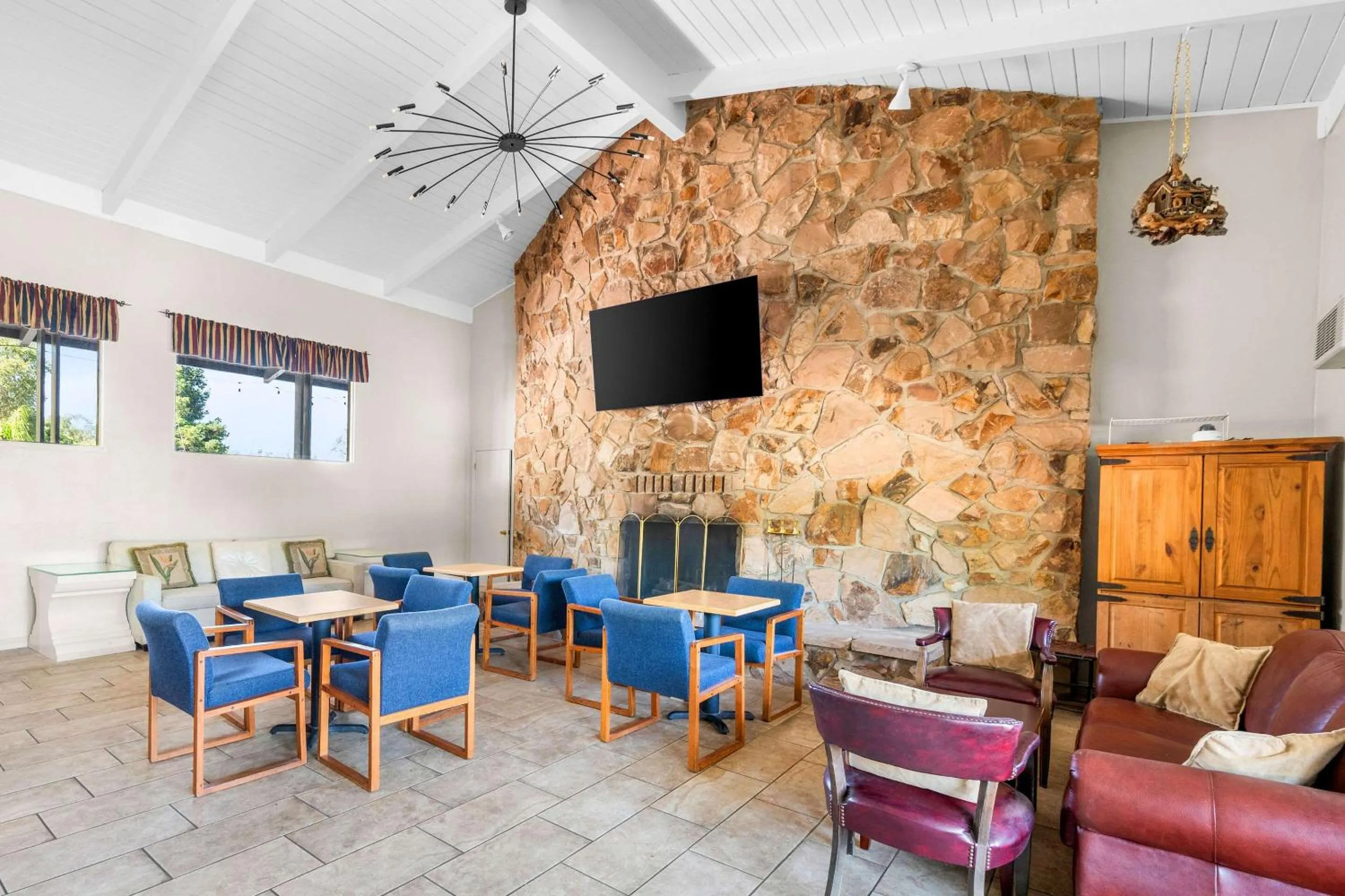 Breakfast, Restaurant/Places to Eat in The Jackson Lodge