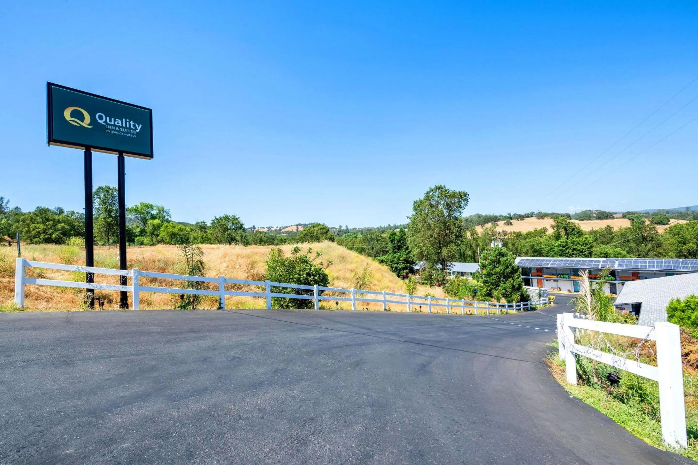 Property building in The Jackson Lodge