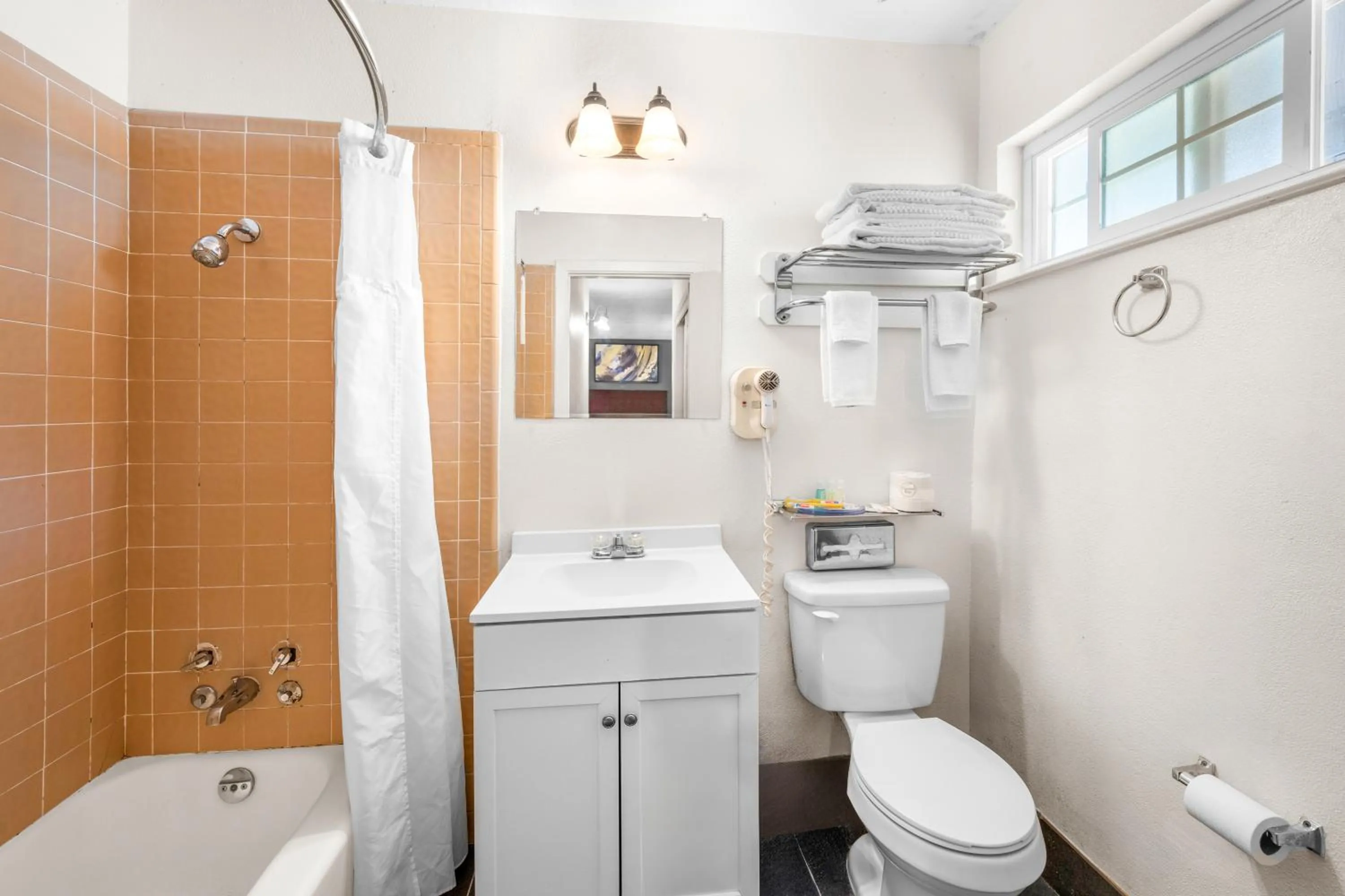 Bathroom in The Jackson Lodge