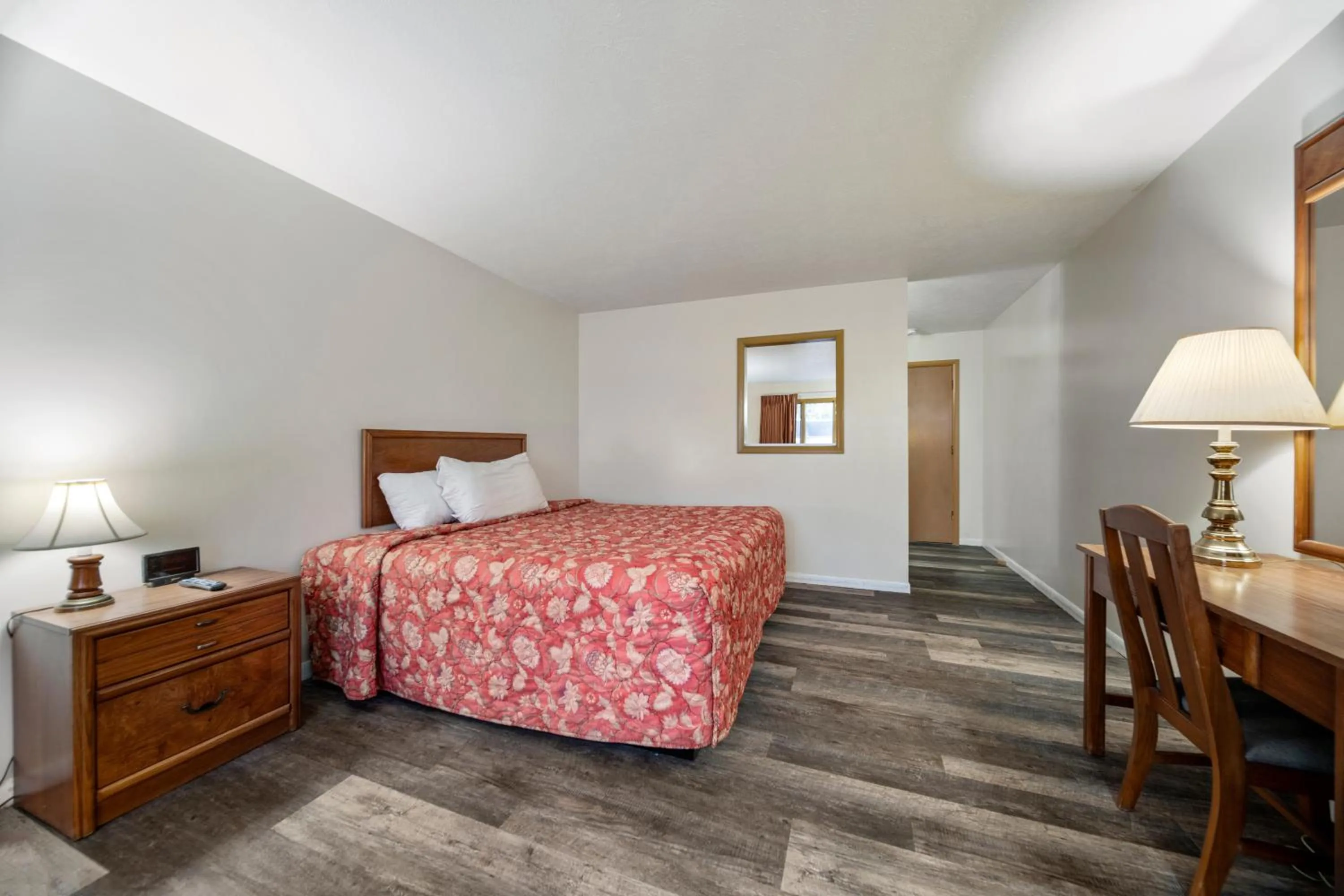 Bed in Executive Inn