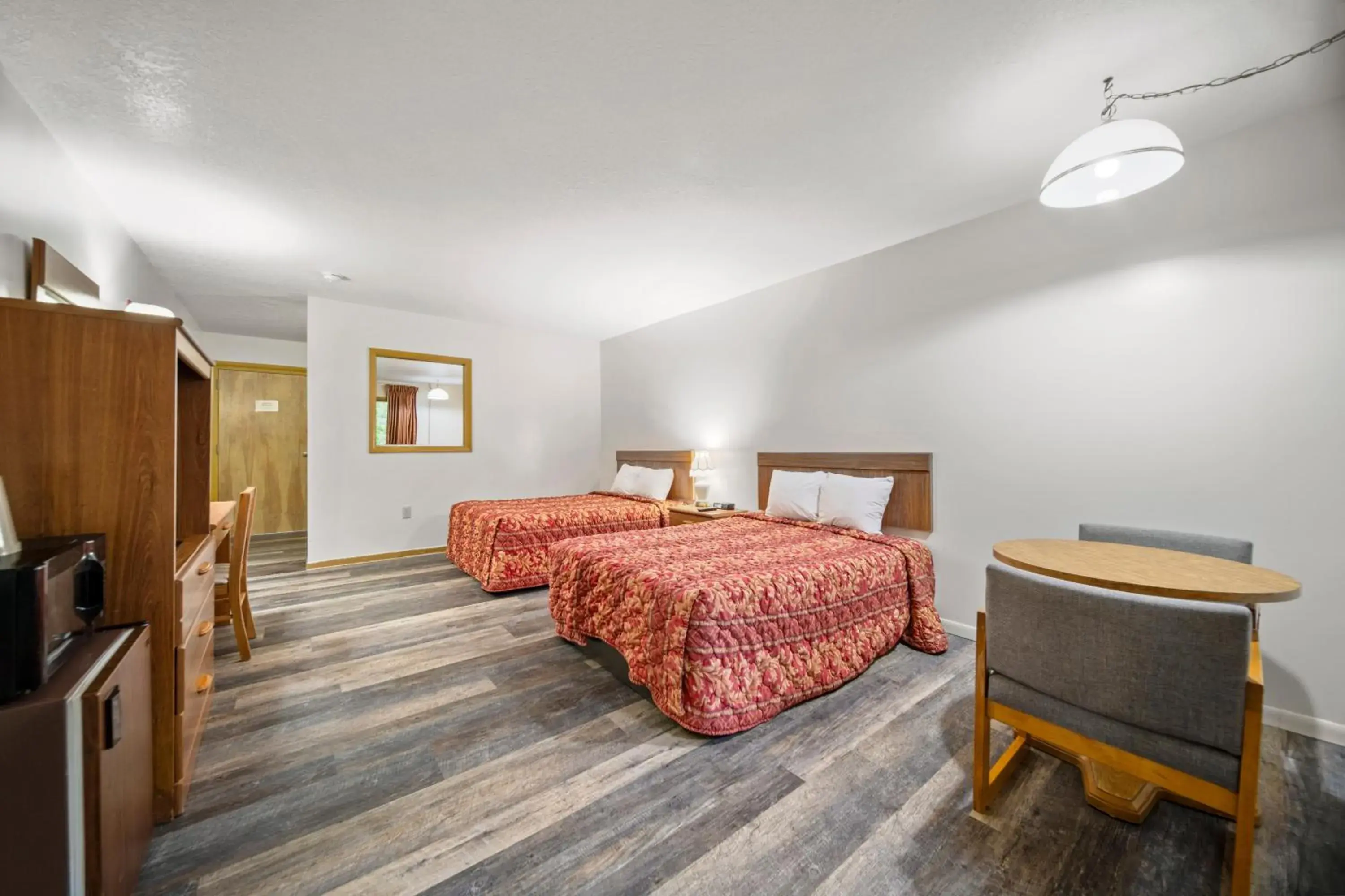 Standard Double Room in Executive Inn Standard Double Room in Executive Inn