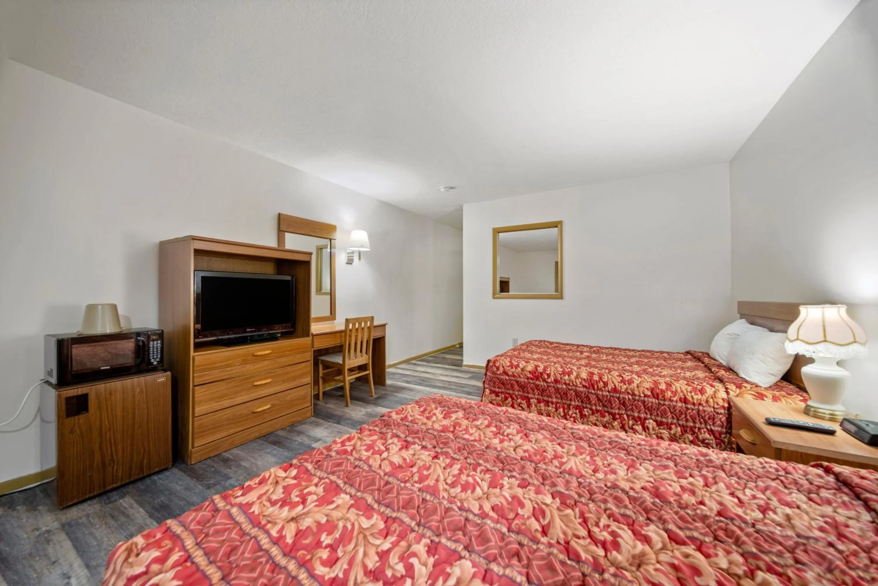 Bed in Executive Inn