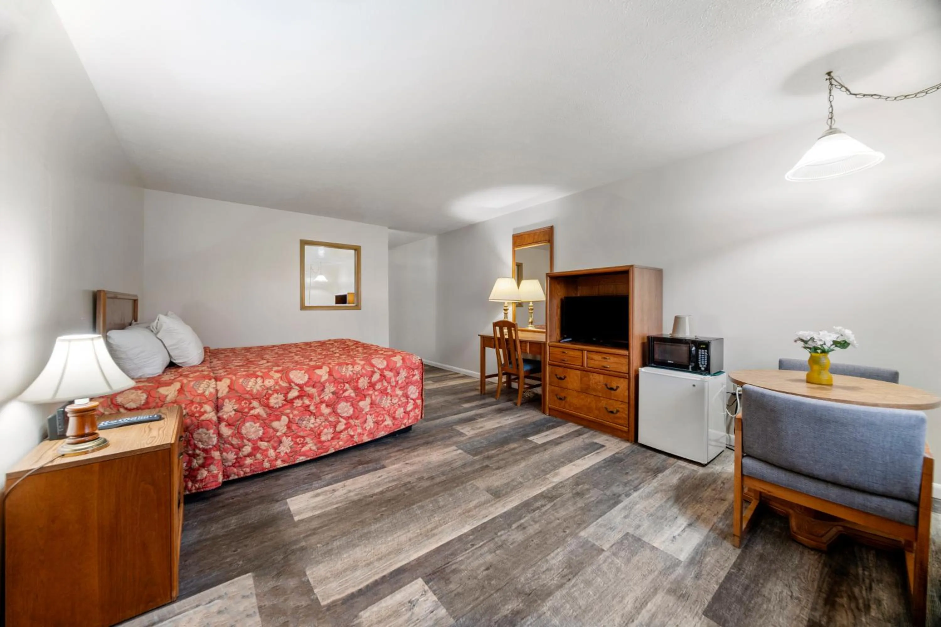 Bed in Executive Inn