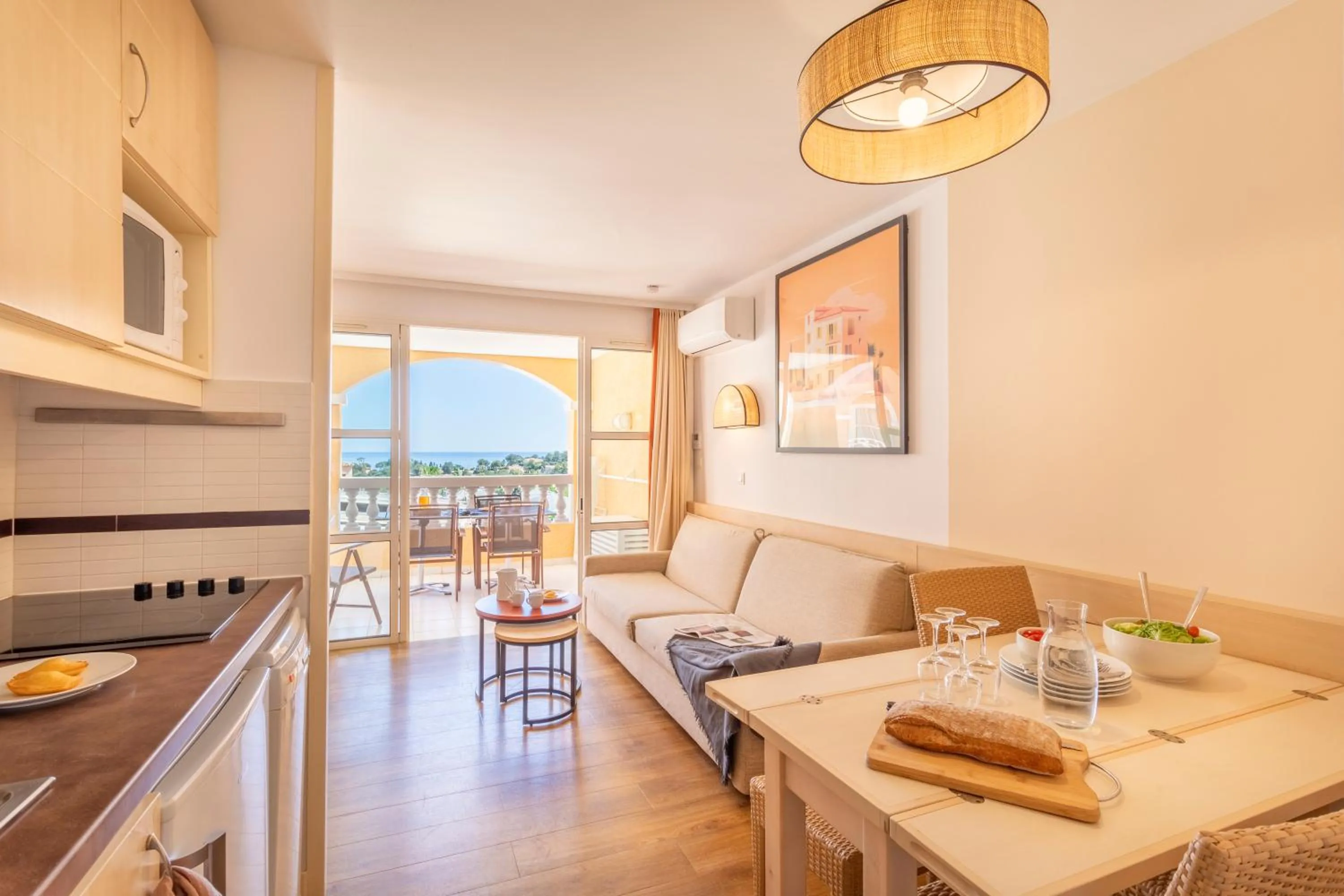 Kitchen or kitchenette in Village Pierre & Vacances Cap Esterel