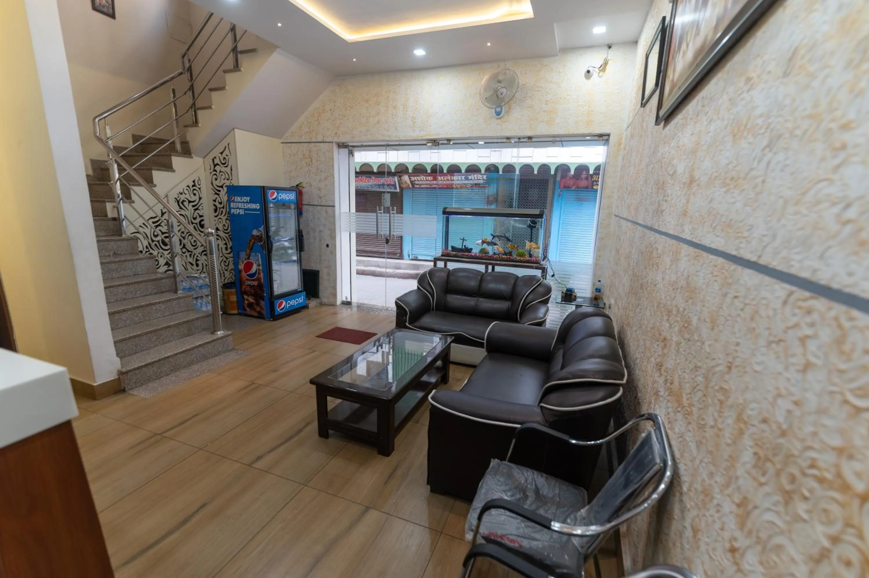 Living room in The Century Plaza Hotel