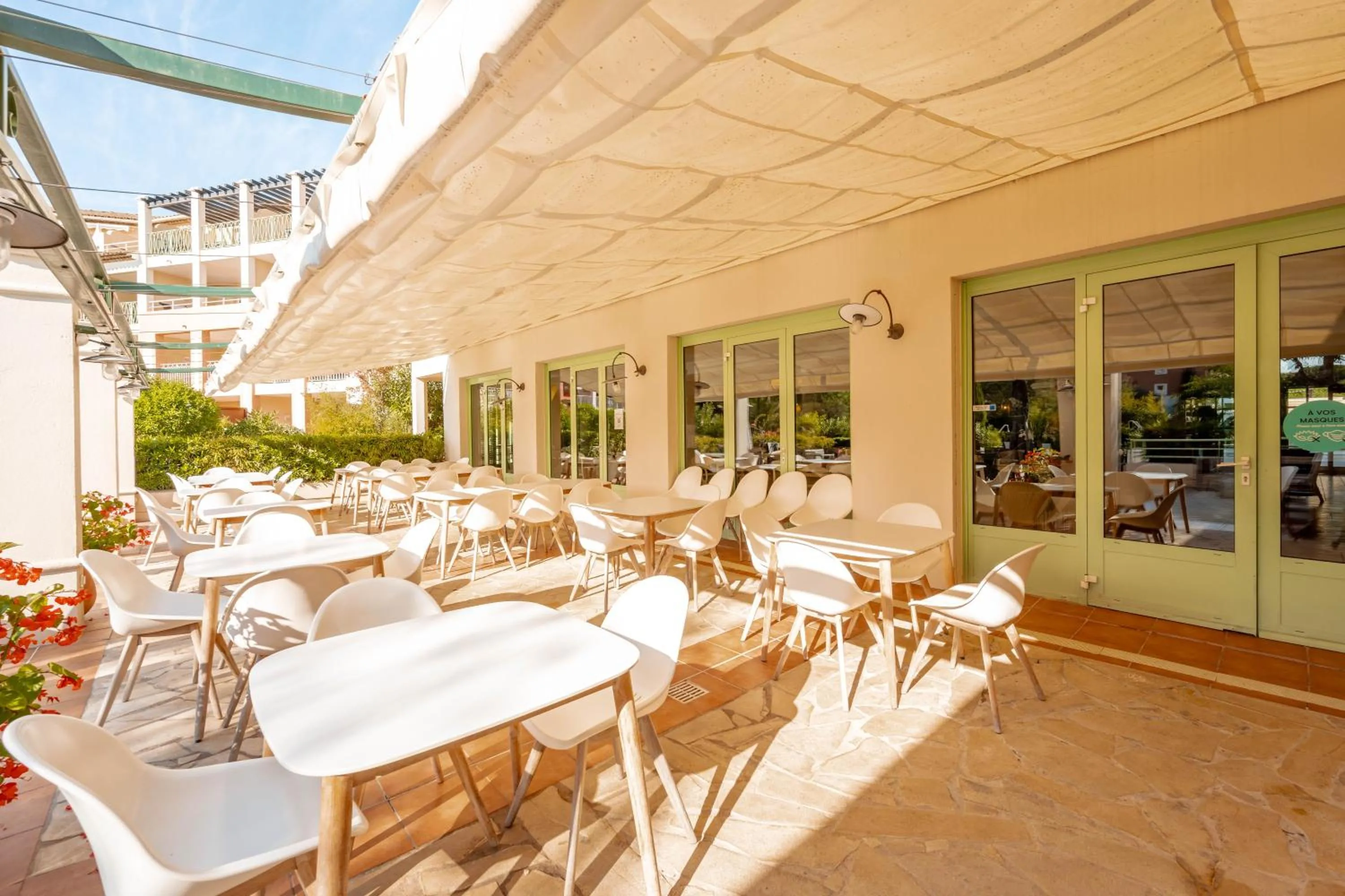 Restaurant/places to eat in Résidence Pierre & Vacances Premium Les Calanques des Issambres