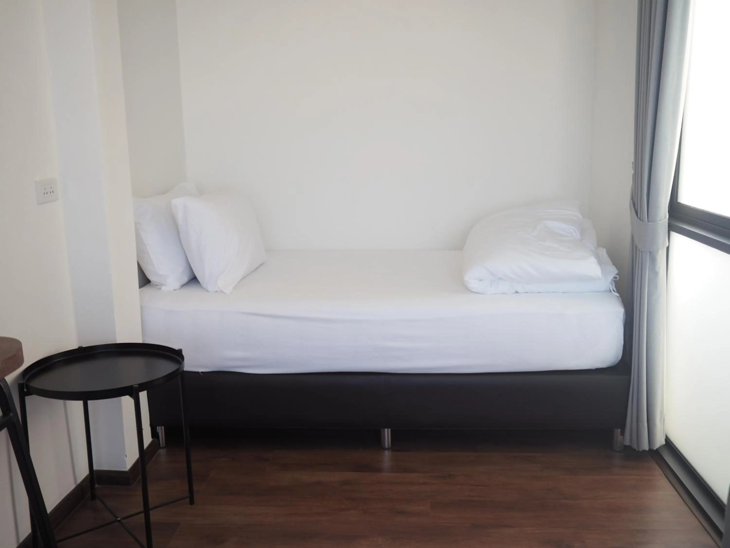 Bedroom, Bed in Wonderwall Hotel