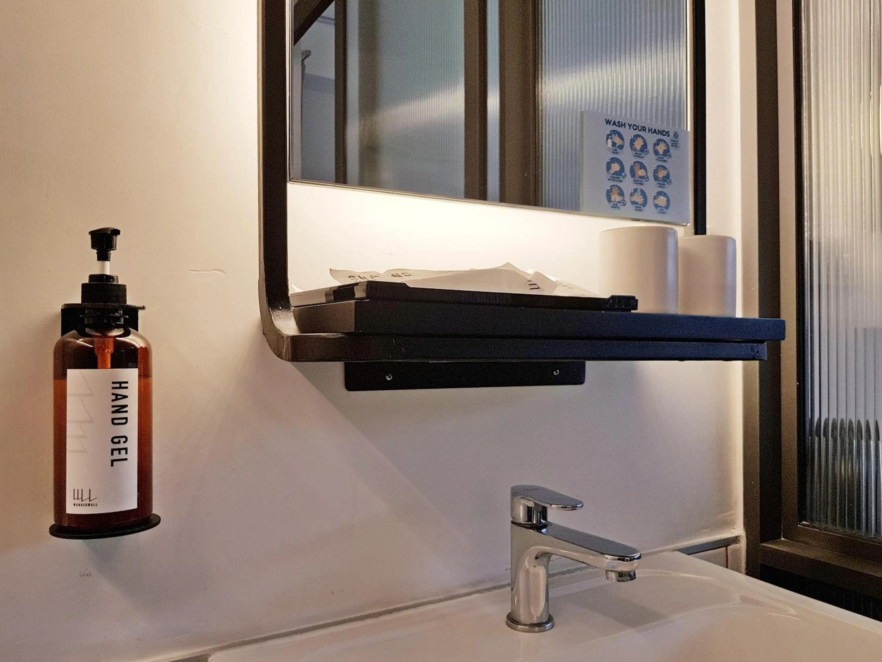 Bathroom in Wonderwall Hotel