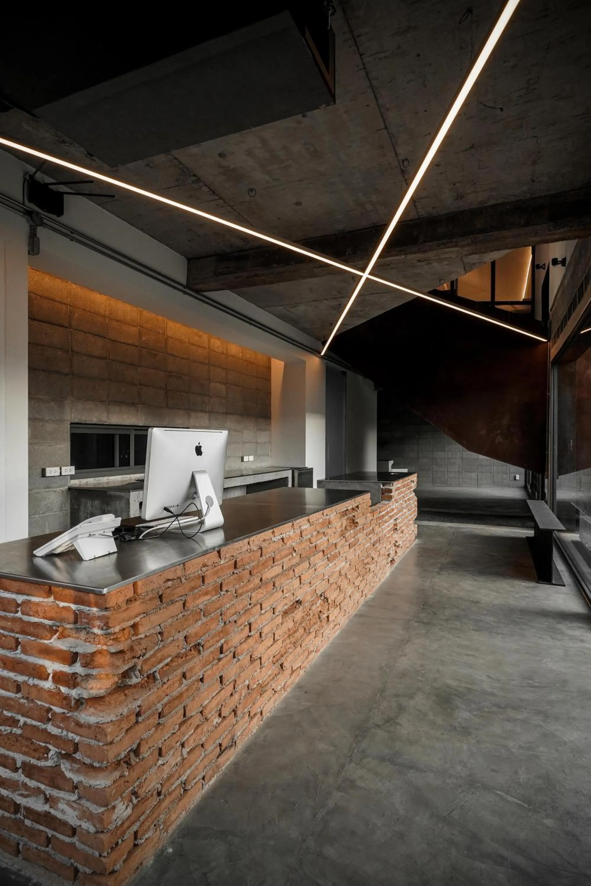 Lobby or reception in Wonderwall Hotel