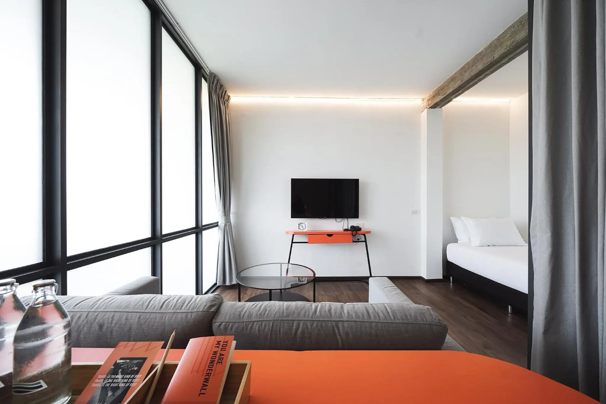 Bed in Wonderwall Hotel