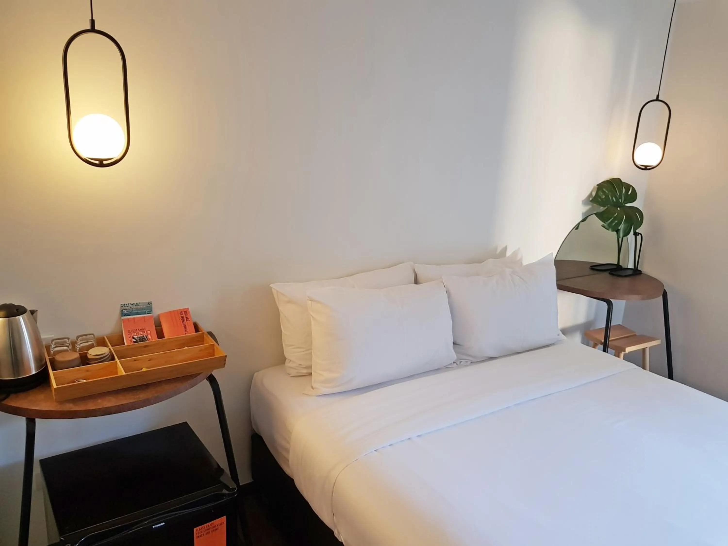 Bedroom, Bed in Wonderwall Hotel