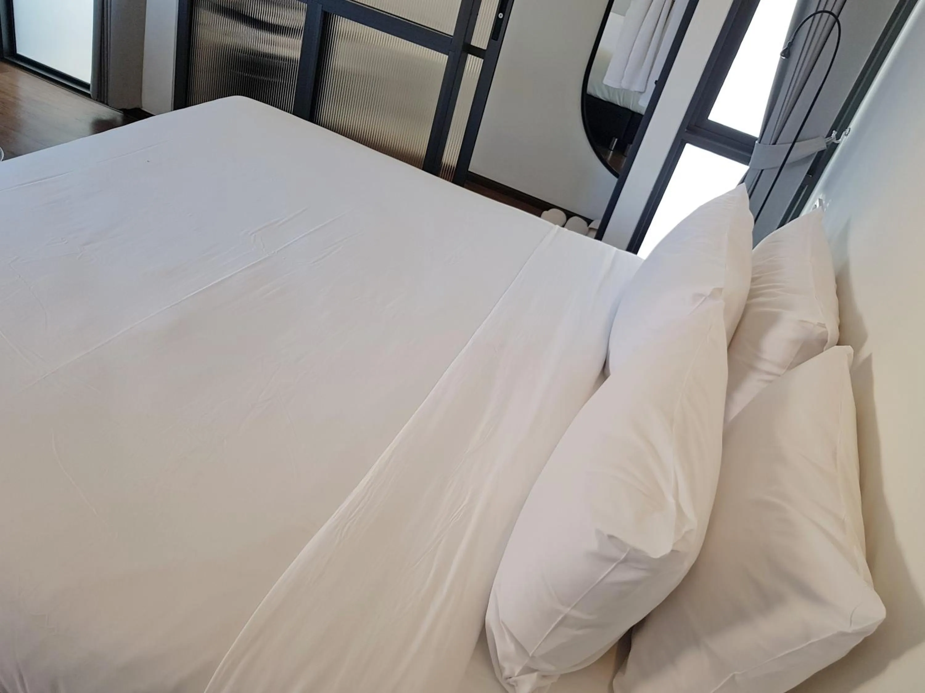 Bedroom, Bed in Wonderwall Hotel