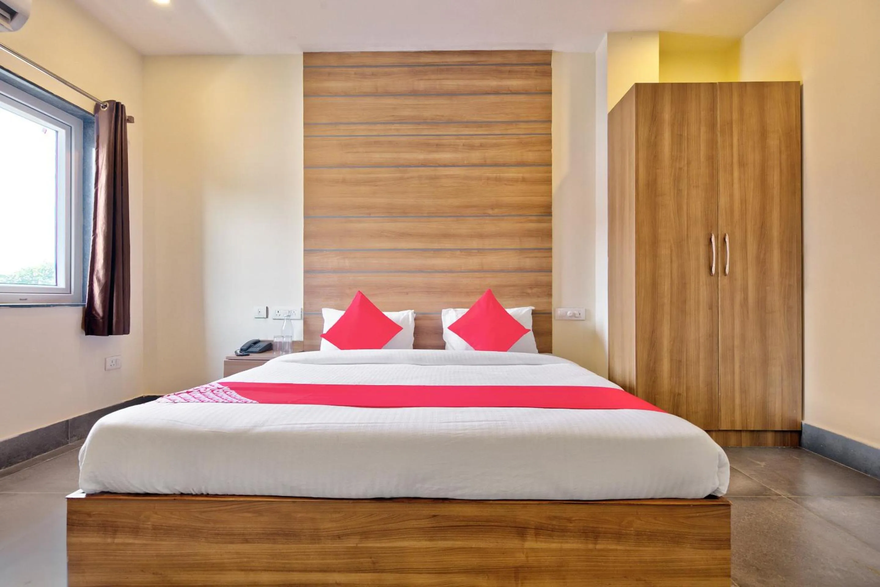 Bedroom, Bed in Super Hotel O Blessings Residency