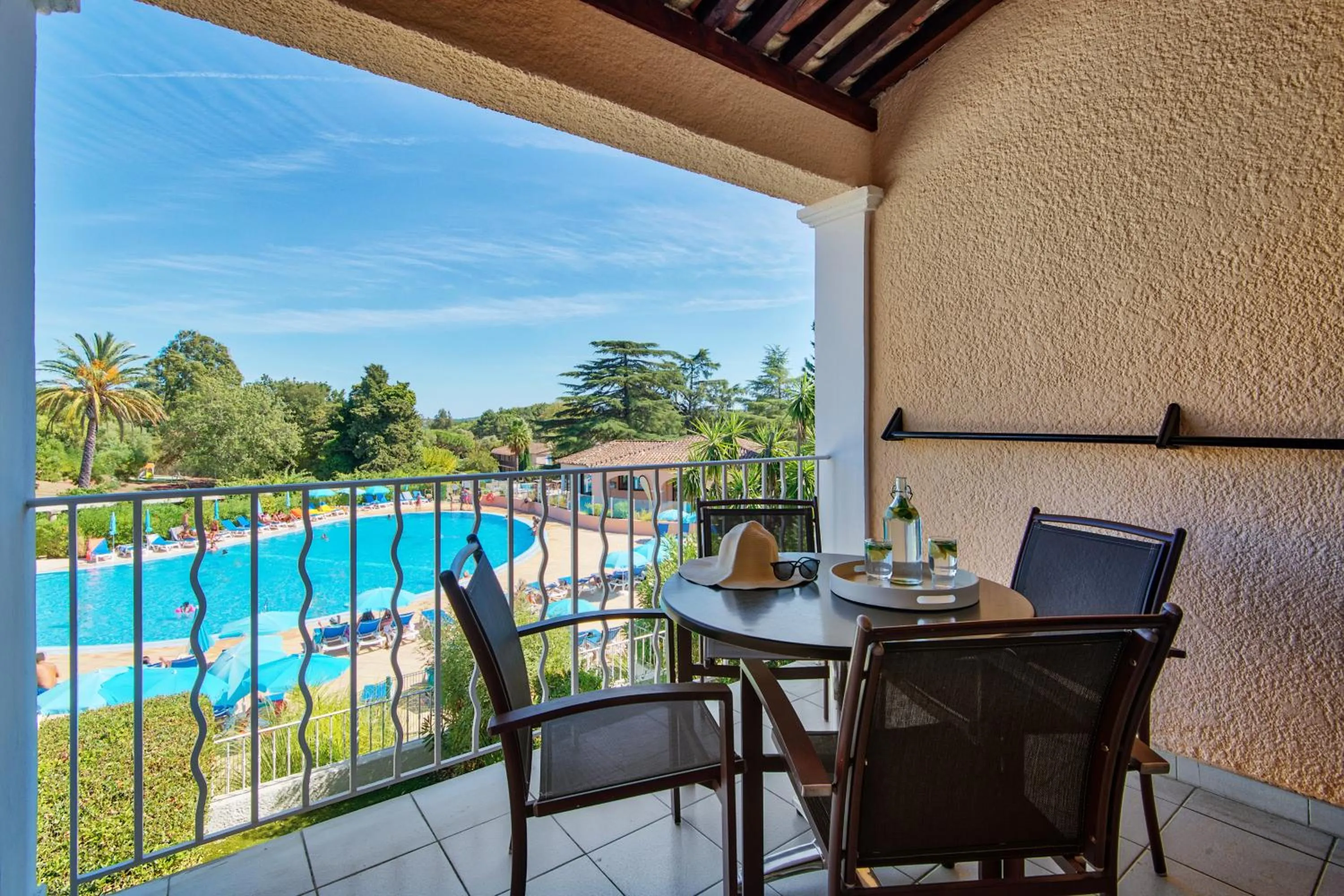 Patio in Résidence Pierre & Vacances Les Parcs de Grimaud