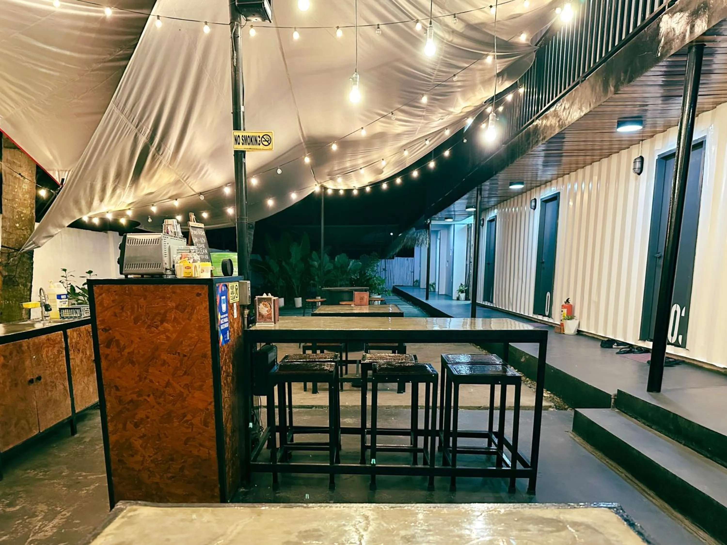 Seating area in Pig Dive Hostel Moalboal