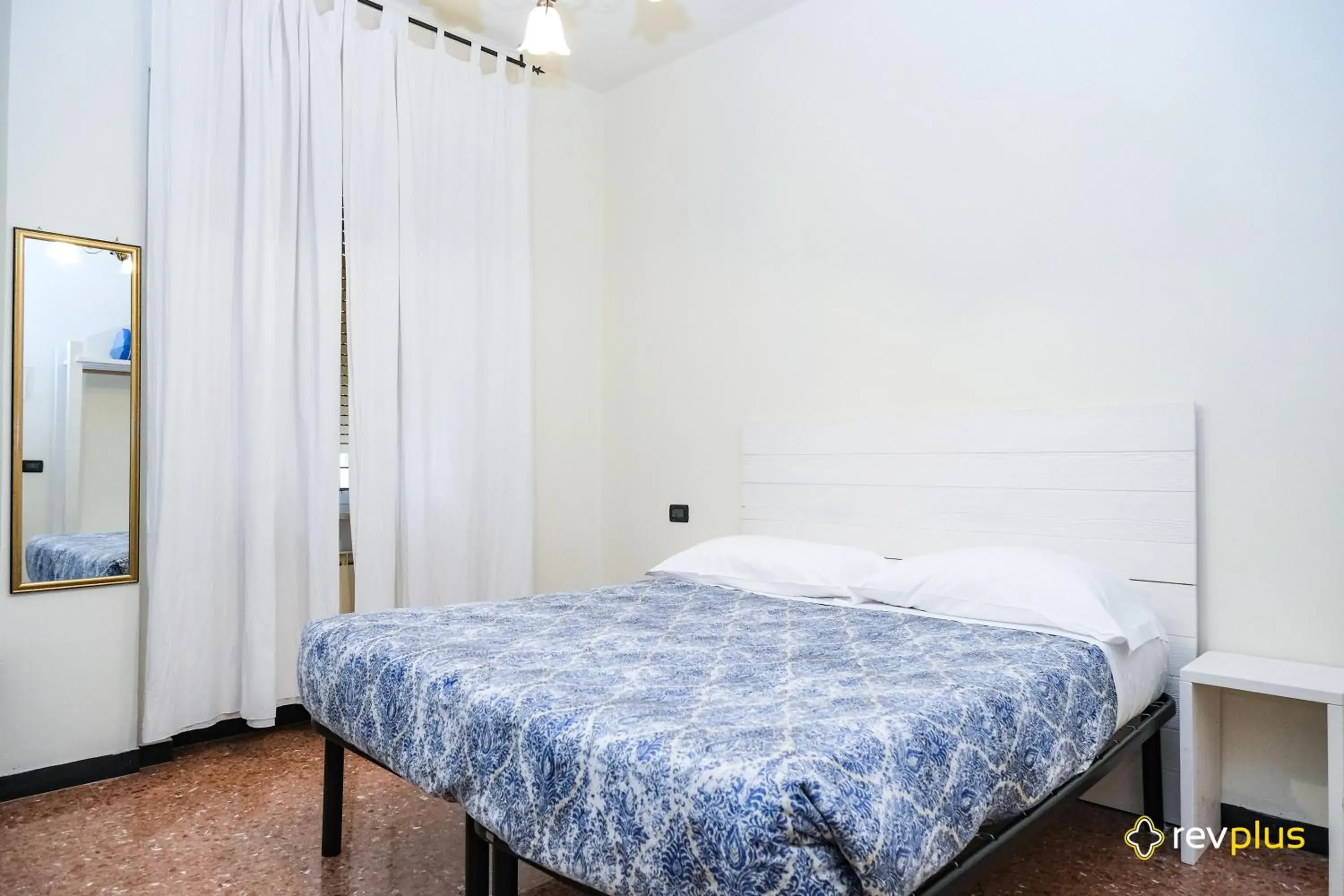 Triple Room with Shared Bathroom in Lia Rooms 3 Triple Room with Shared Bathroom in Lia Rooms 3